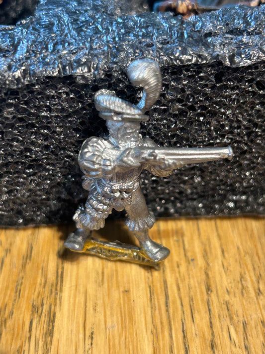 Warhammer fantasy old world empire hand gunner metal early 90’s handgunner
