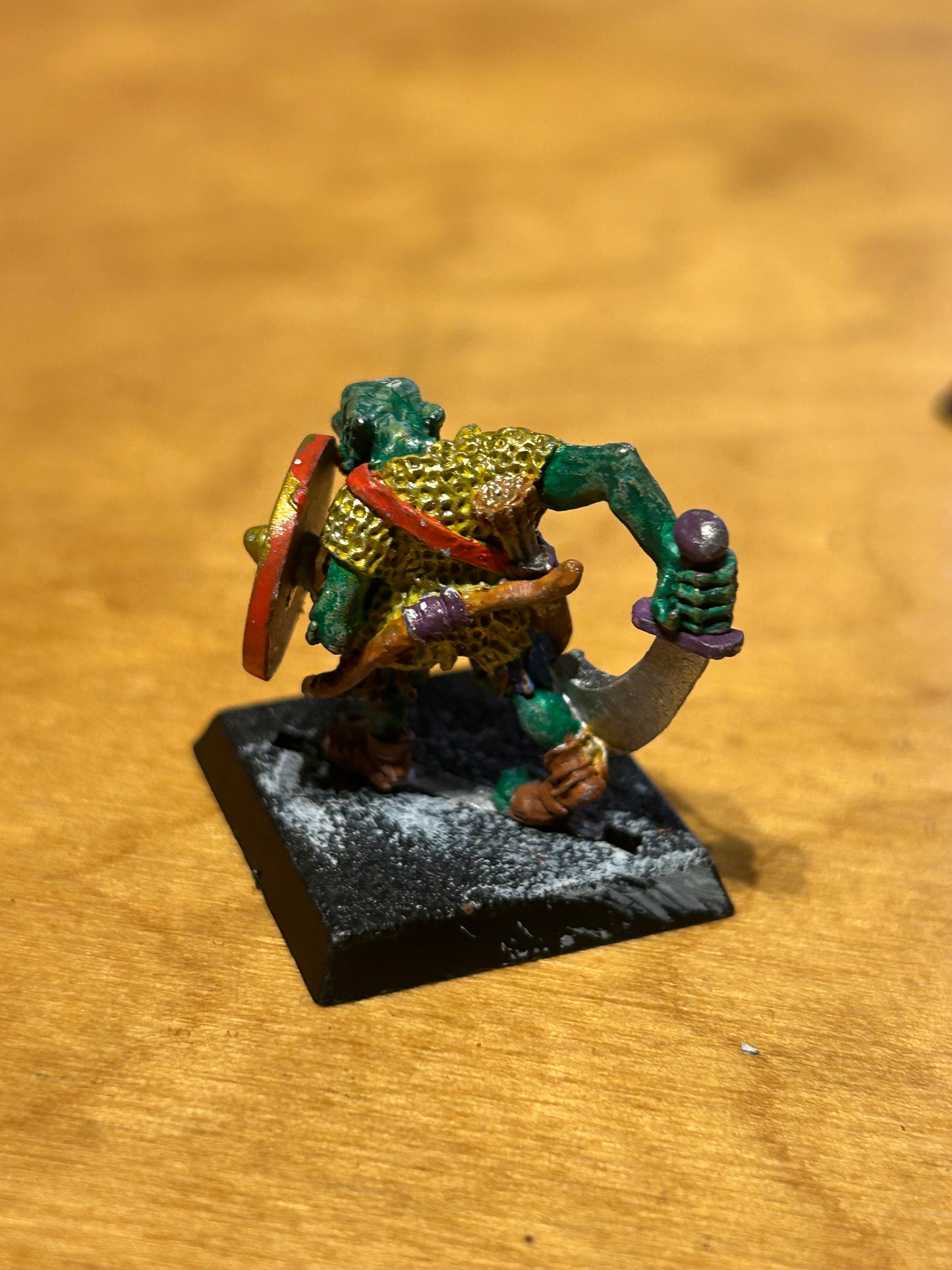 Citadel Warhammer 80s LOTR ME42 Orc of the White Hand with sword