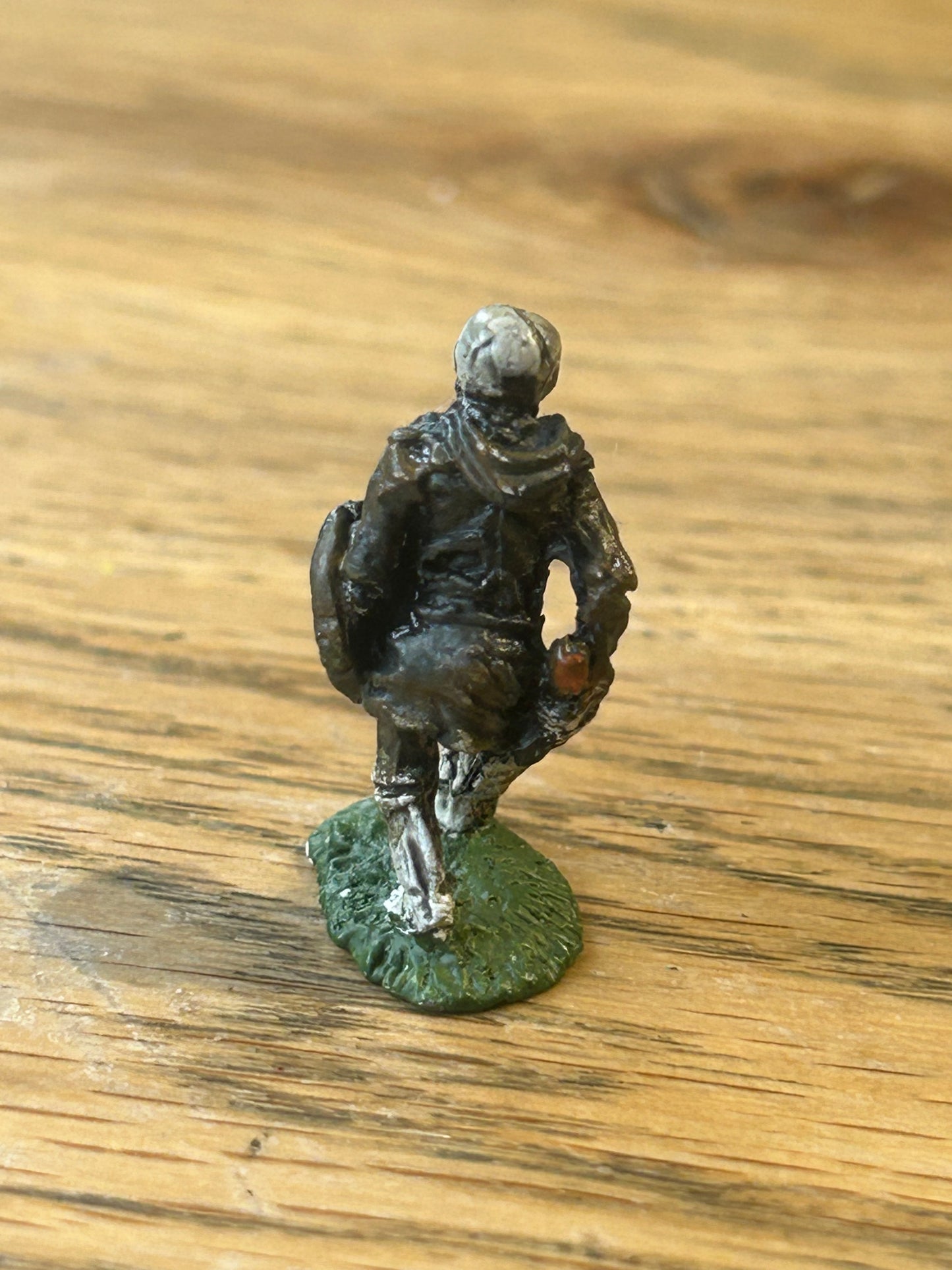 Citadel miniatures warhammer fantasy preslotta fiend factory FF52 skeleton warrior with sword and shield