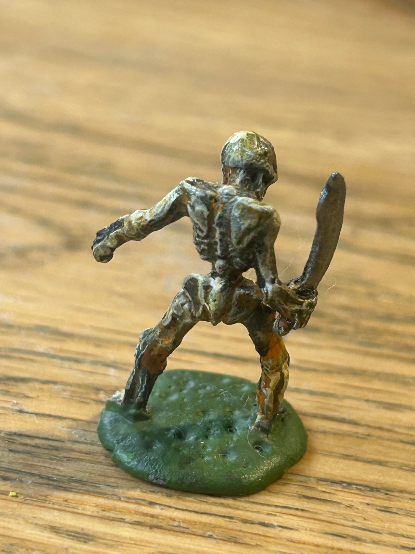 Warhammer fantasy tribes FTS2 Skeleton Attacking w. Scimitar