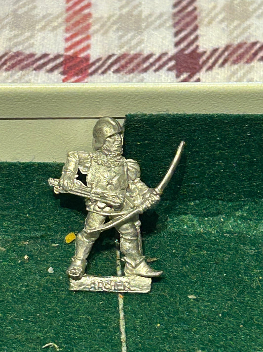 Warhammer fantasy bretonnian archer