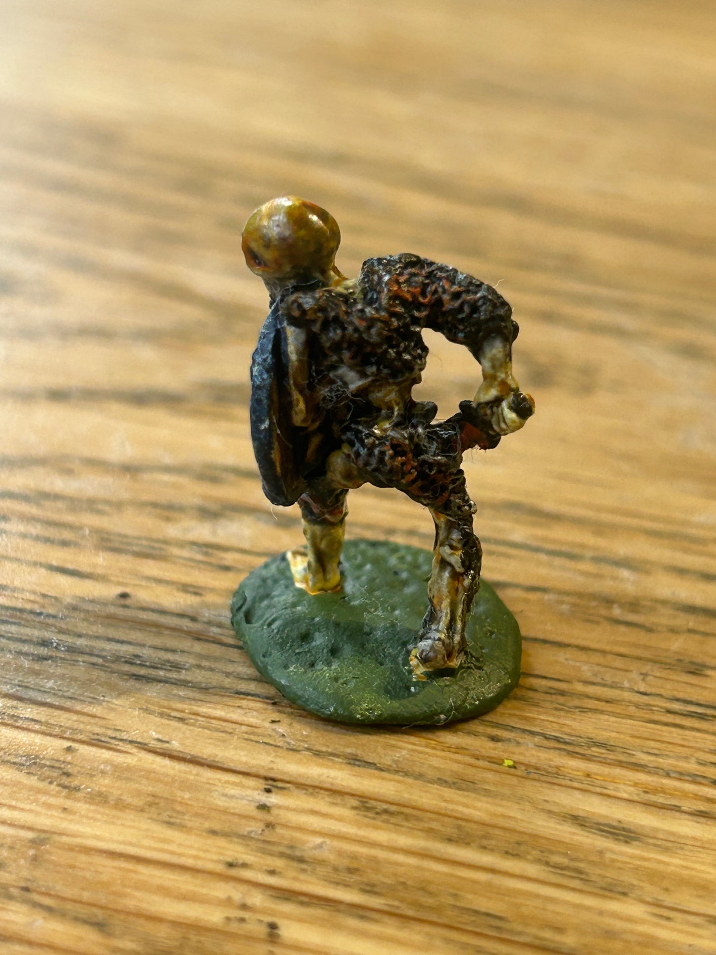 Vintage Citadel 1980s Fantasy Tribes FTS1 “ Skeleton advancing c/w Sword “