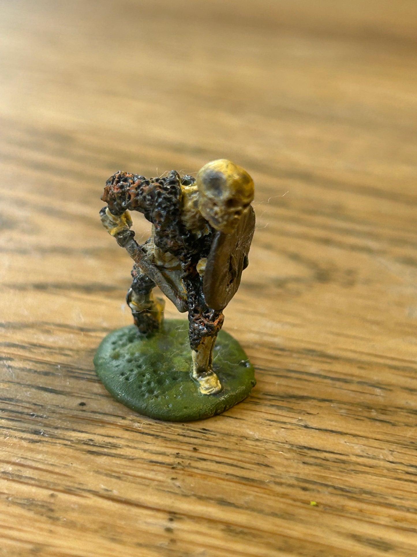 Vintage Citadel 1980s Fantasy Tribes FTS1 “ Skeleton advancing c/w Sword “