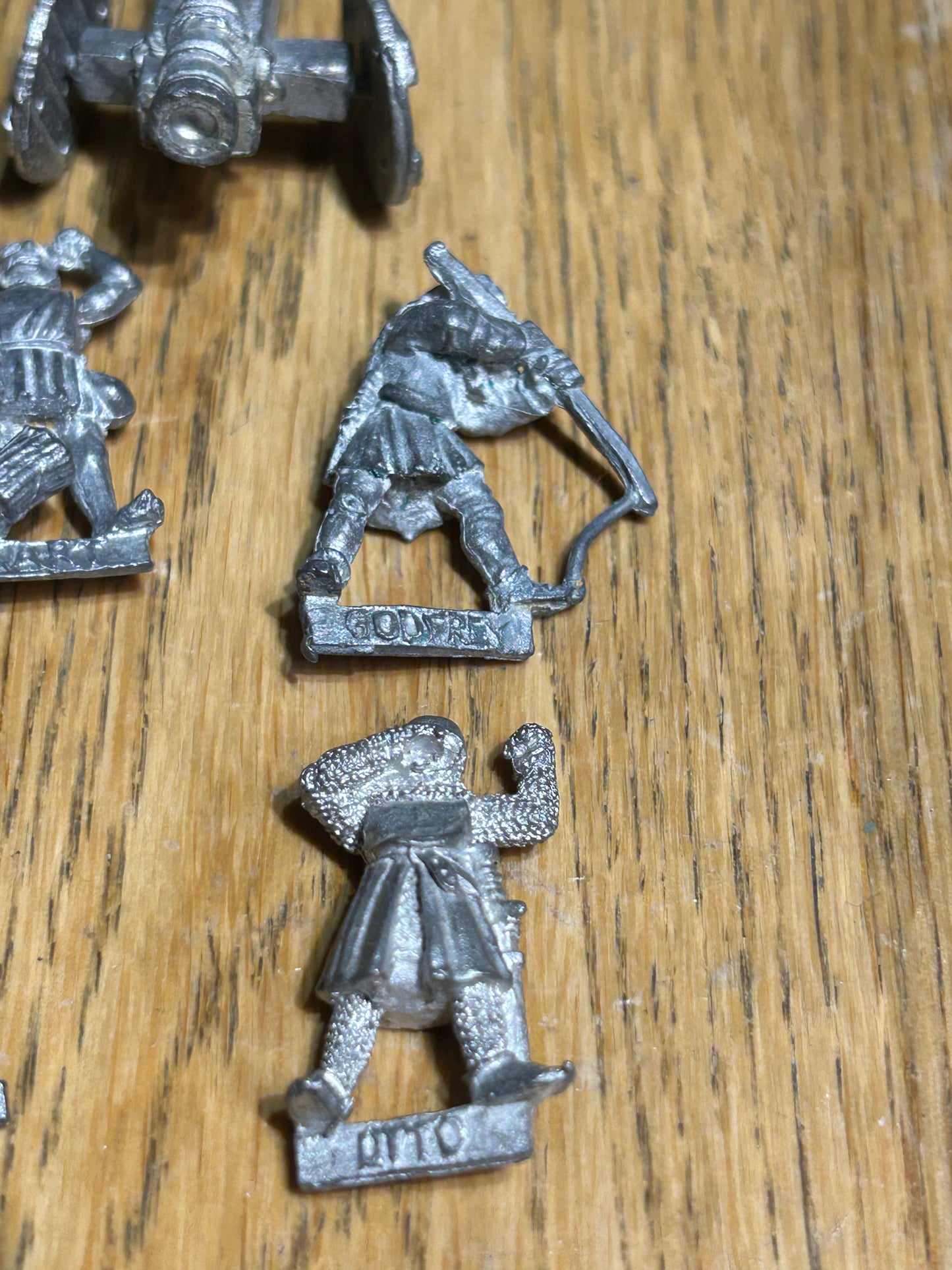 Rare OOP Citadel DS1, C22 - CANNON Bretonnian Empire with crew