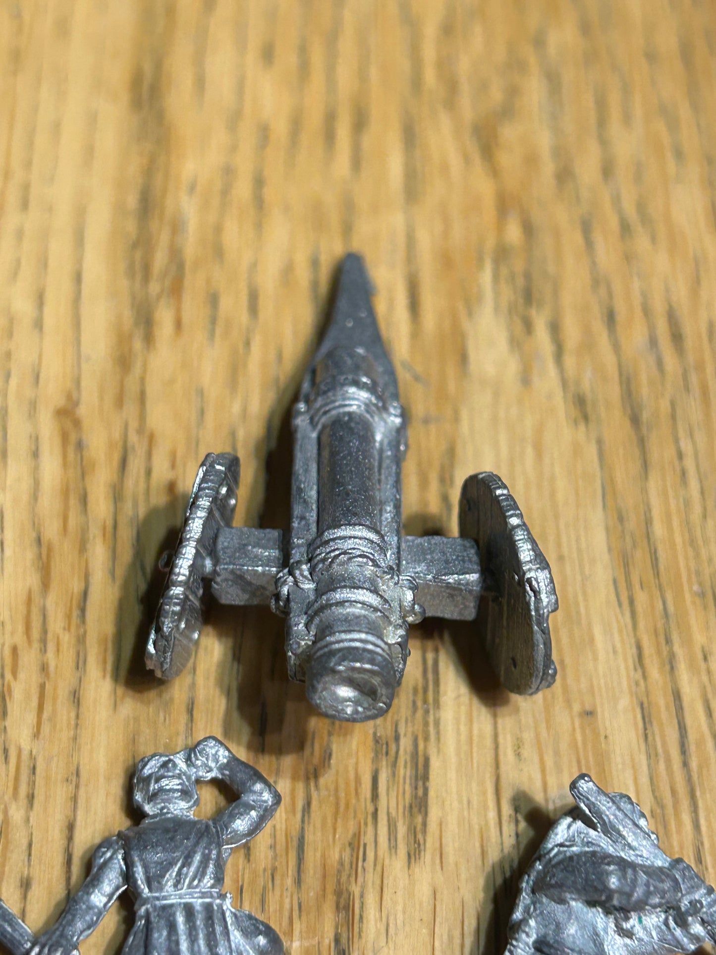 Rare OOP Citadel DS1, C22 - CANNON Bretonnian Empire with crew