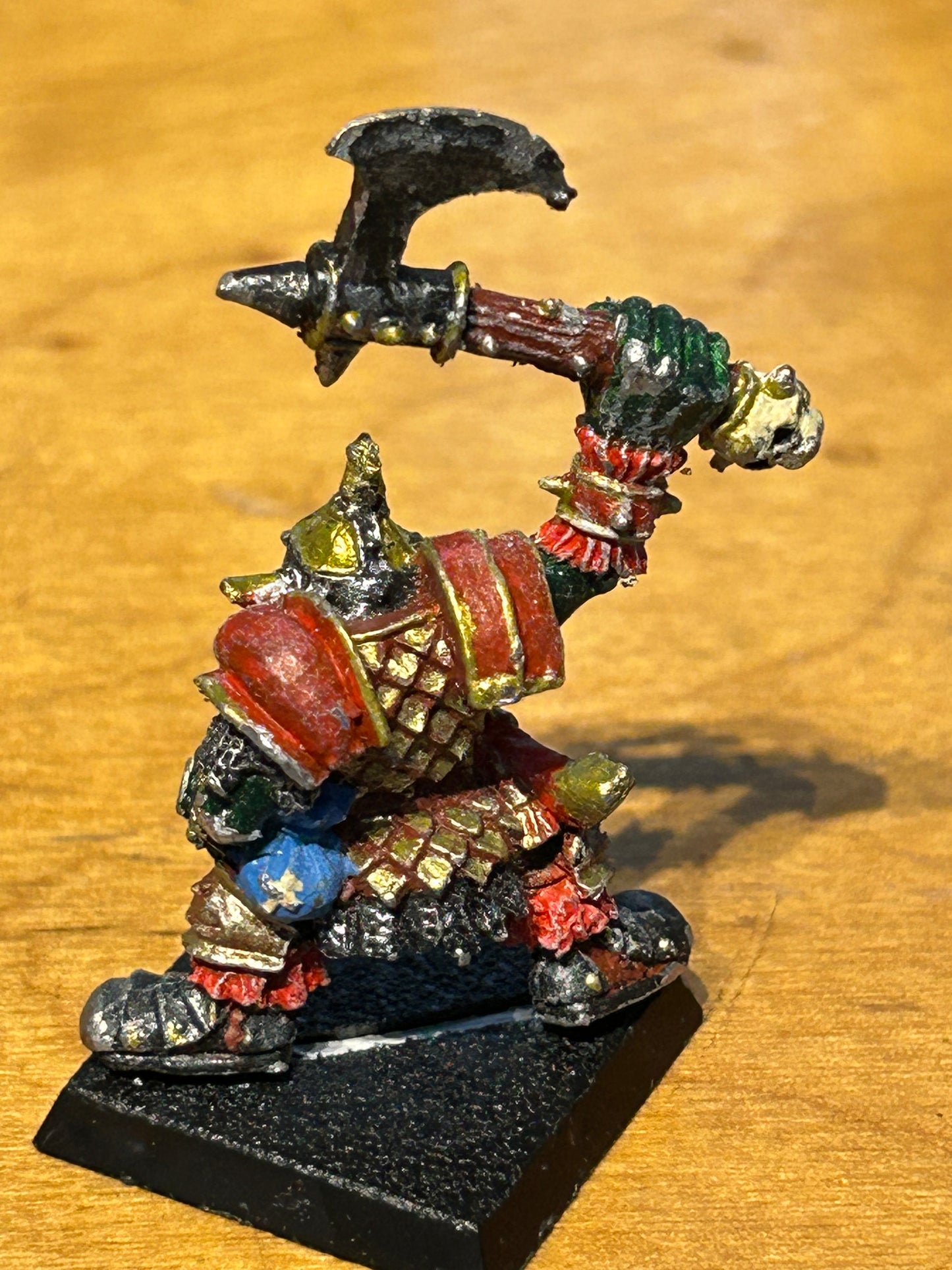 Warhammer fantasy orc champion