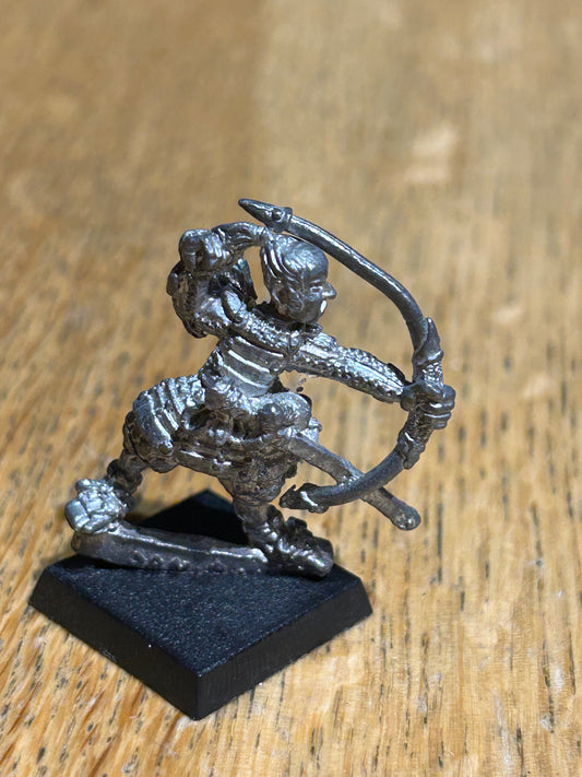 Citadel Warhammer 80s Oriental Hero OH2 Samurai with bow