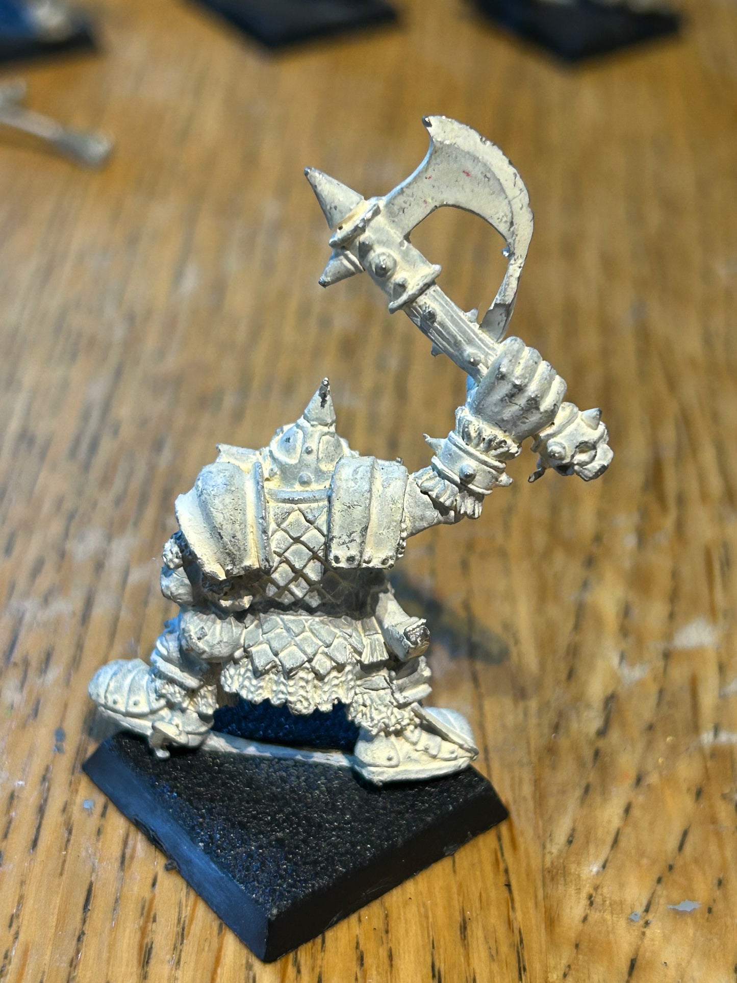 Warhammer fantasy orc champion