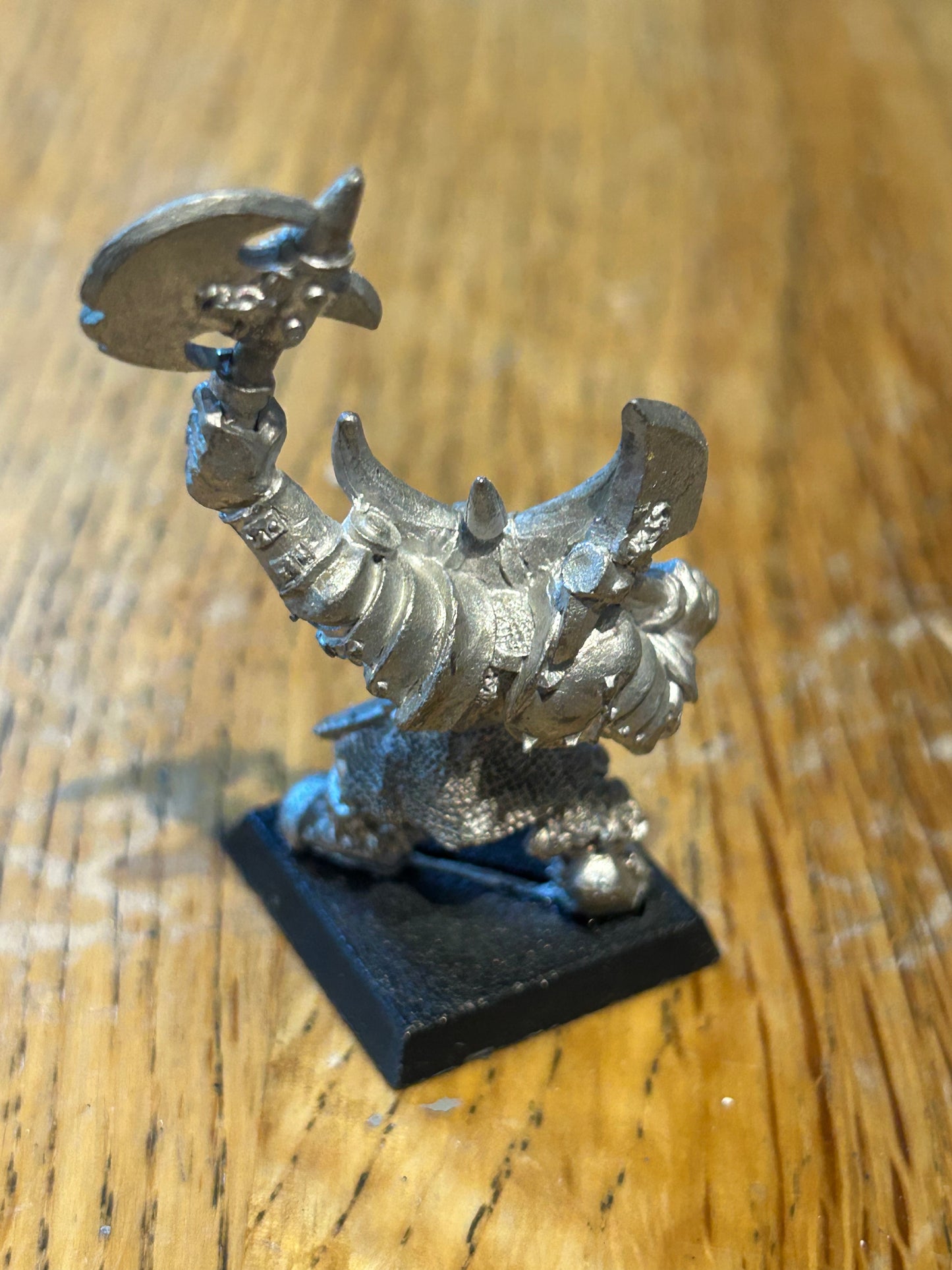 BLACK ORC big boss Metal Orcs Army Warhammer 1990s
chaos dwarfs