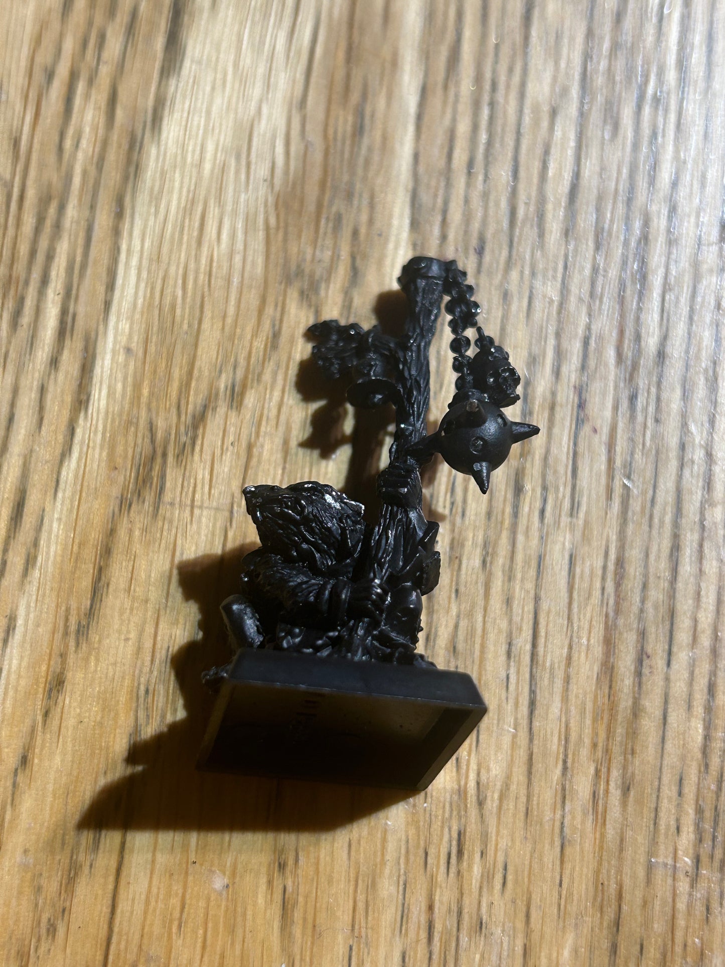 Warhammer fantasy skaven plague lord nurglitch’s assistant (basically a censer bearer)