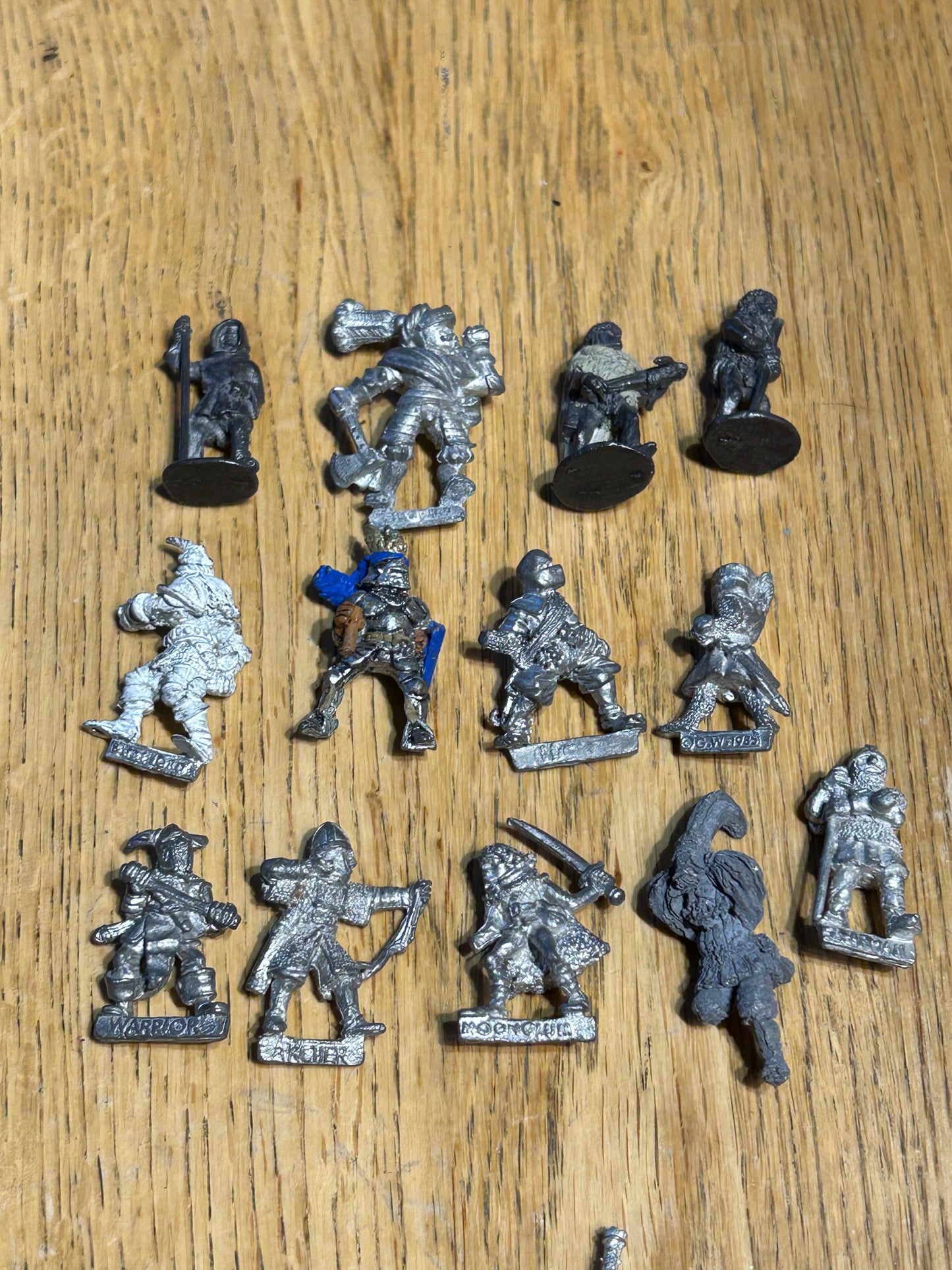 Warhammer fantasy broken miniatures job lot empire/humans x13