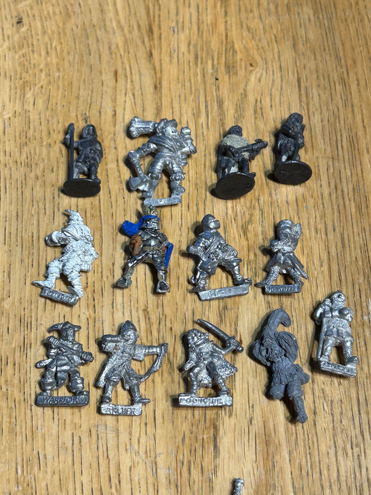 Warhammer fantasy broken miniatures job lot empire/humans x13