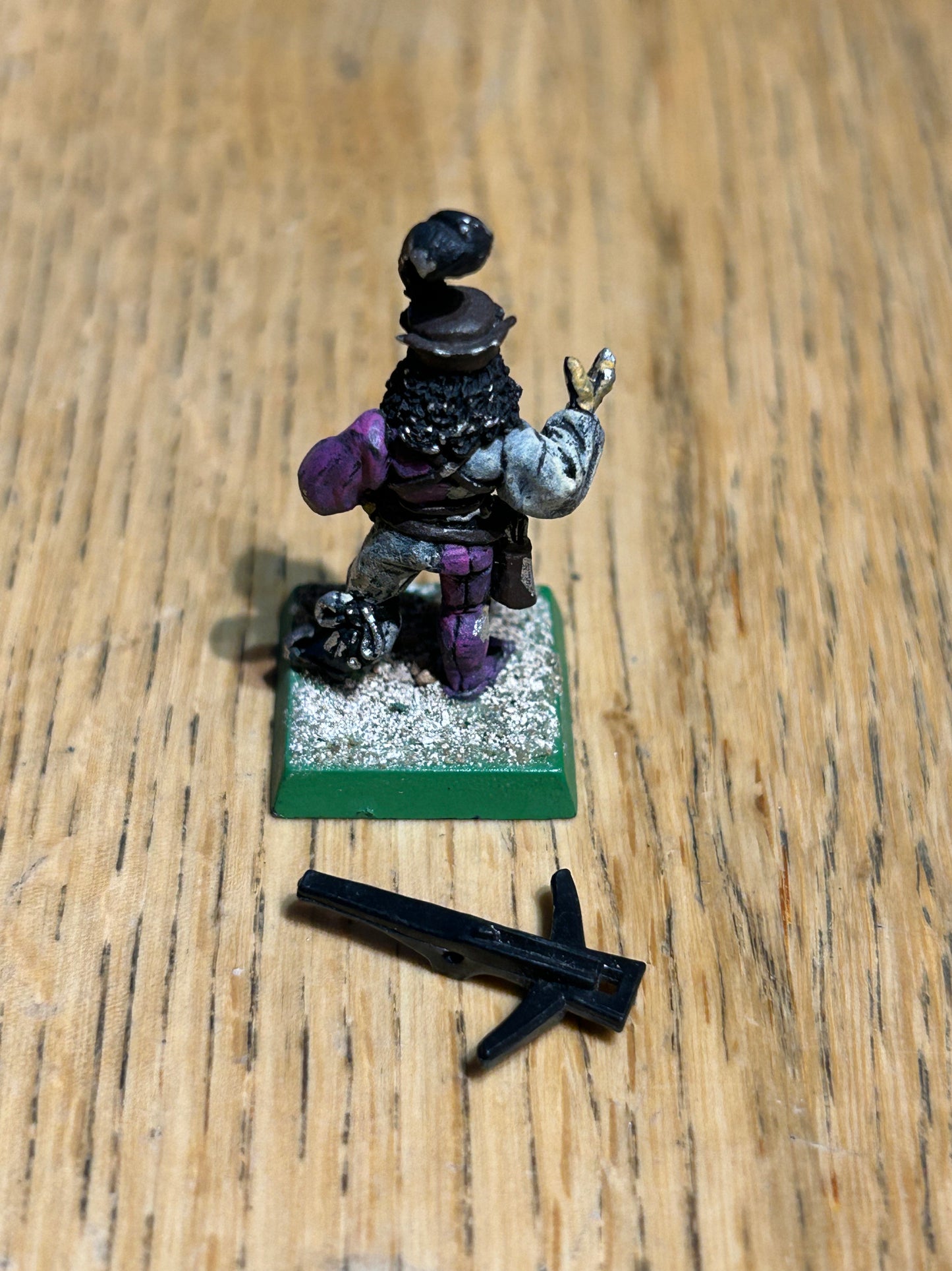 Warhammer fantasy Empire Tilean Crossbowman with crossbow