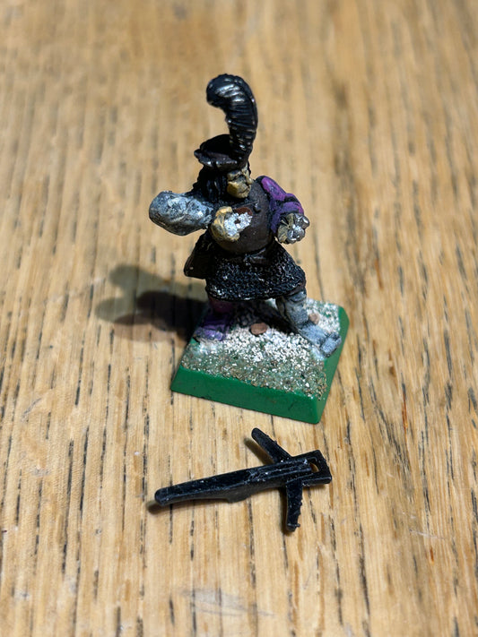 Warhammer fantasy Empire Tilean Crossbowman with crossbow