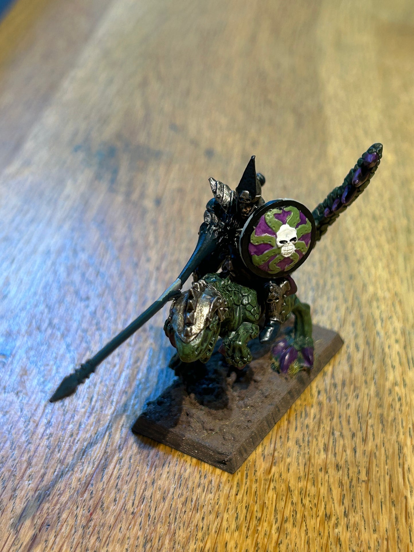 Warhammer fantasy dark elf cold one knight
