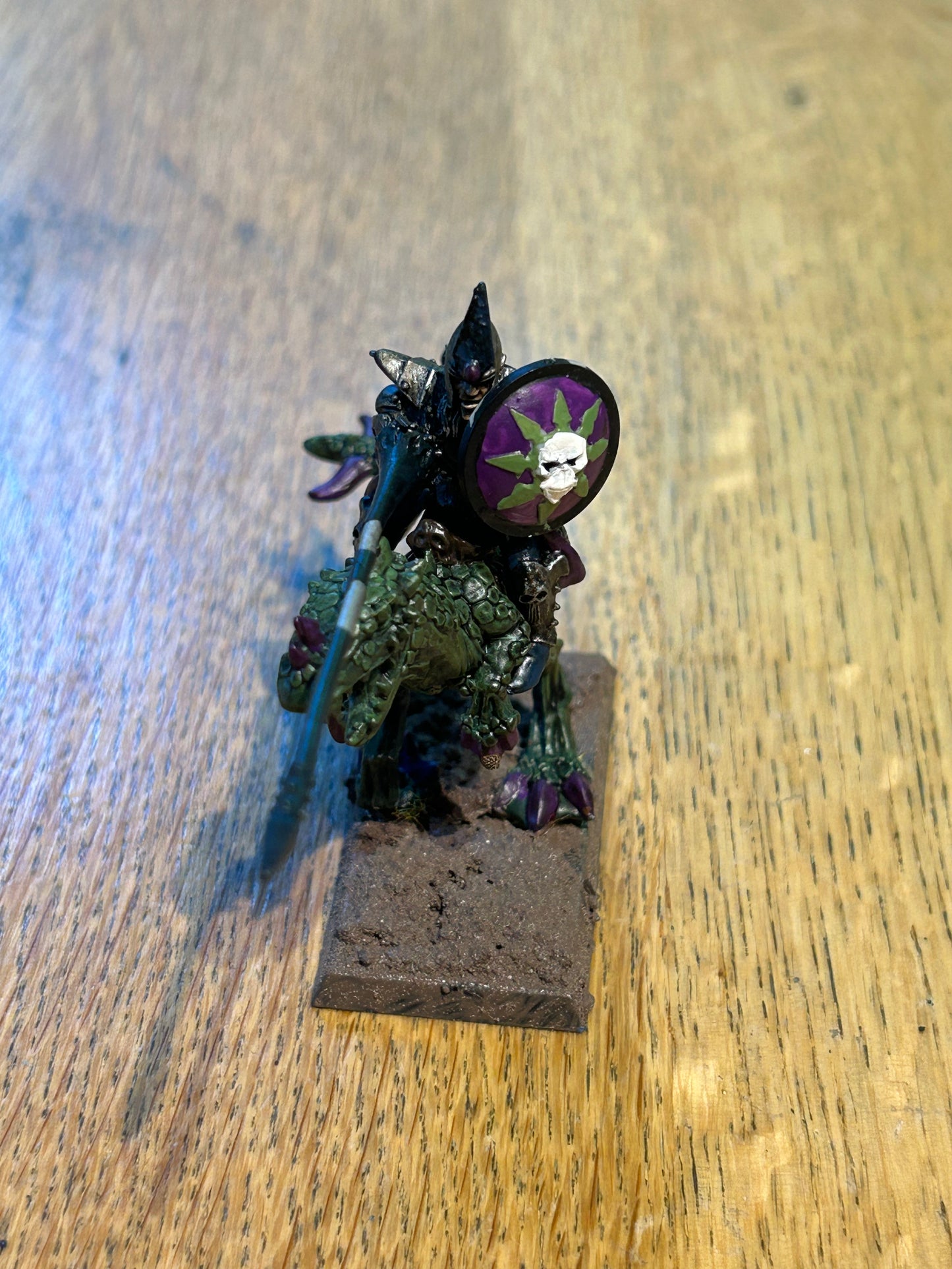Warhammer fantasy dark elf cold one knight