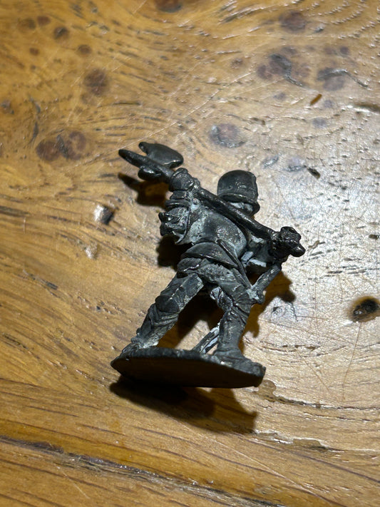 Warhammer fantasy medieval man at arms with halberd bretonnian