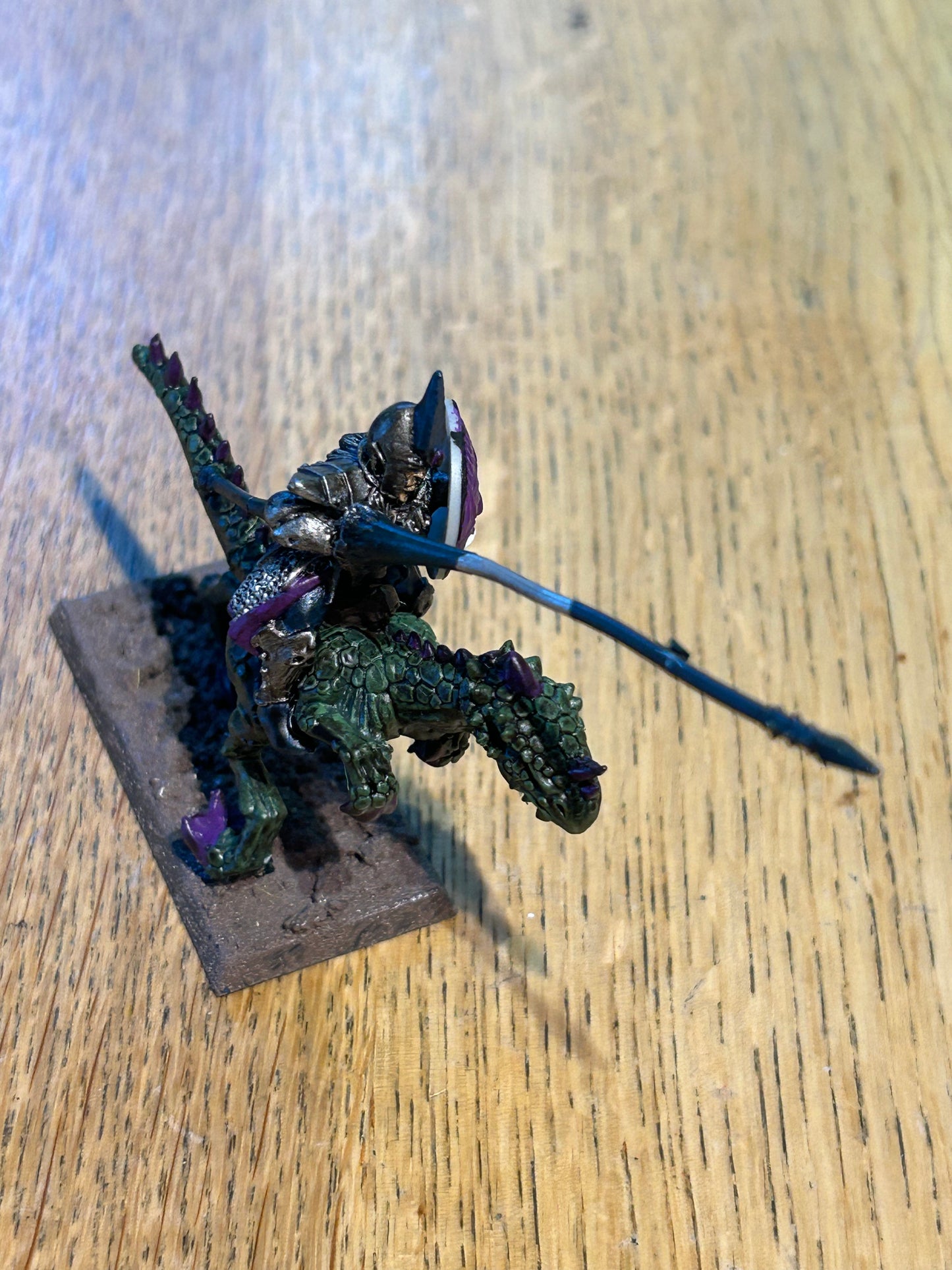 Warhammer fantasy dark elf cold one knight