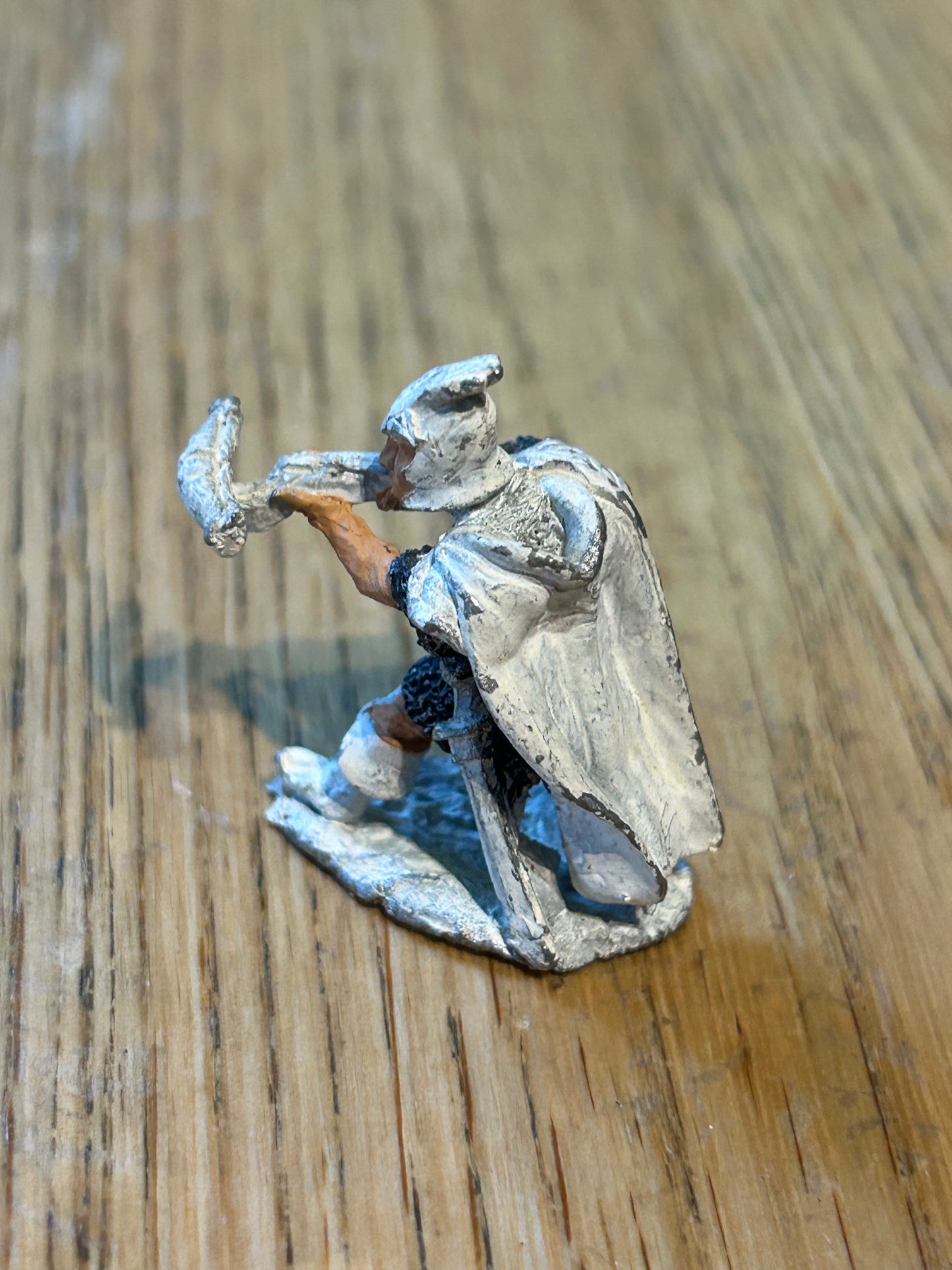 Citadel 'C' Series Dark Elf C09 (84-04) Guardsman w. Crossbow