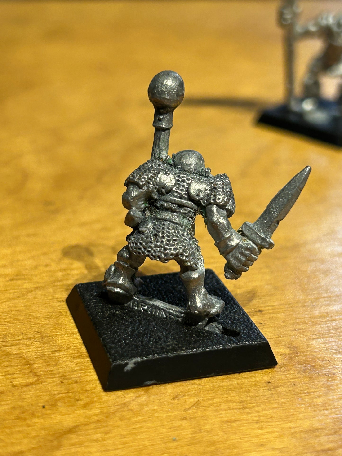 Marauder miniatures orcs ORC 10
w. Sword & Mace, Barefoot