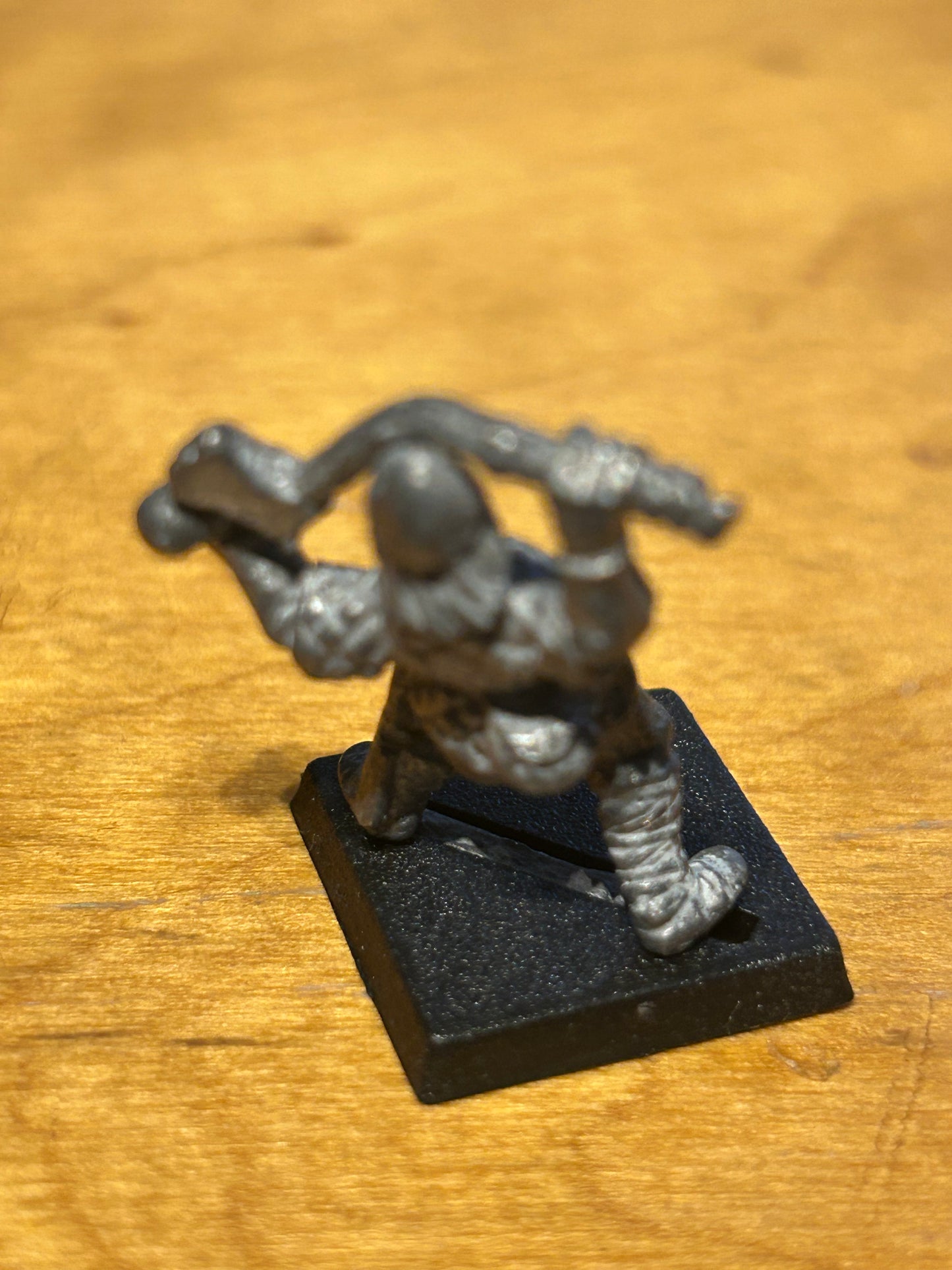 Warhammer Citadel Metal F8 NORSE TRIBESMAN VIKING FIGHTER GRIM AXE 1986