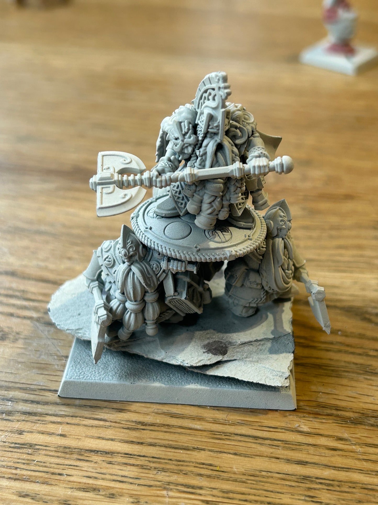 Dwarf Lord with Shieldbearers warhammer fantasy old world