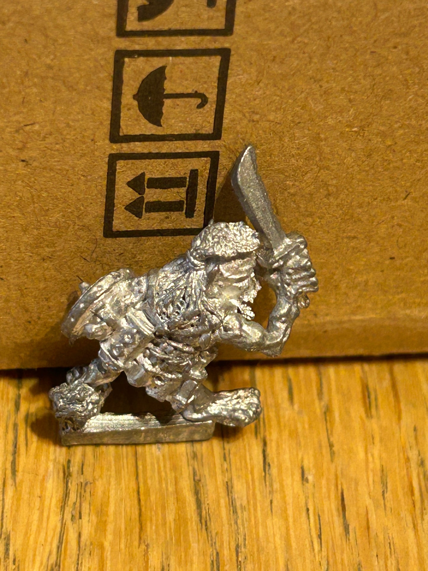 Citadel Miniatures Warhammer fantasy C12 Goblins leg ripper 1985