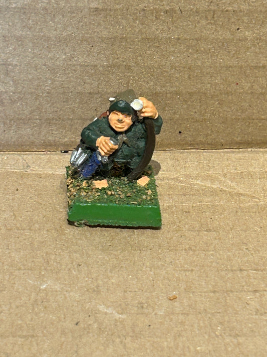 Warhammer Fantasy Halfling lumpin croop fighting cock archer dogs of war