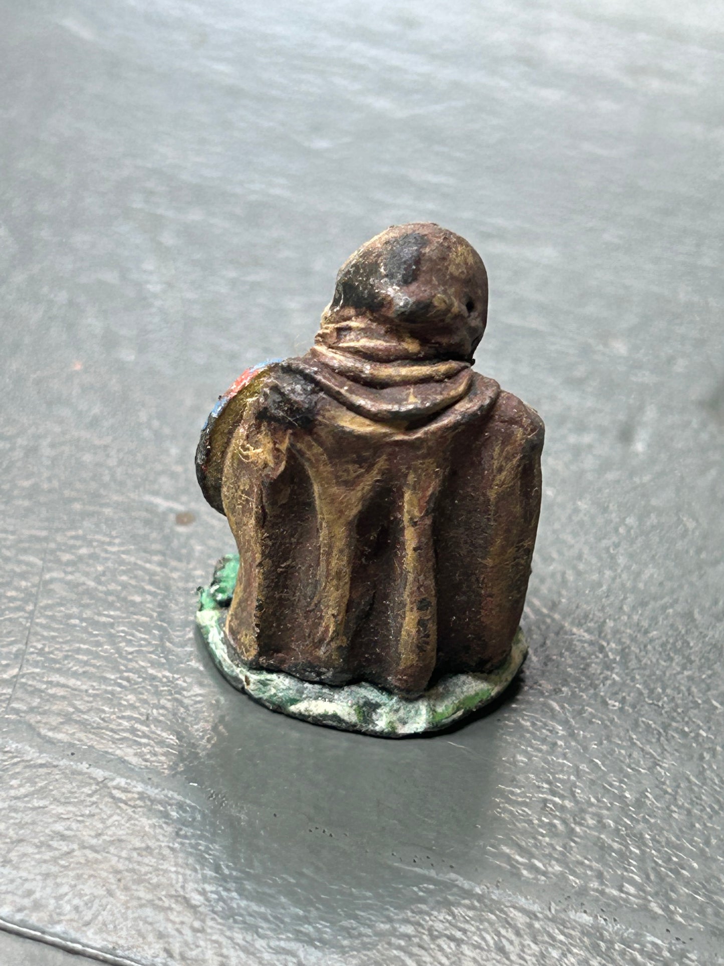 C13 Night Goblin w. Axe & Shield