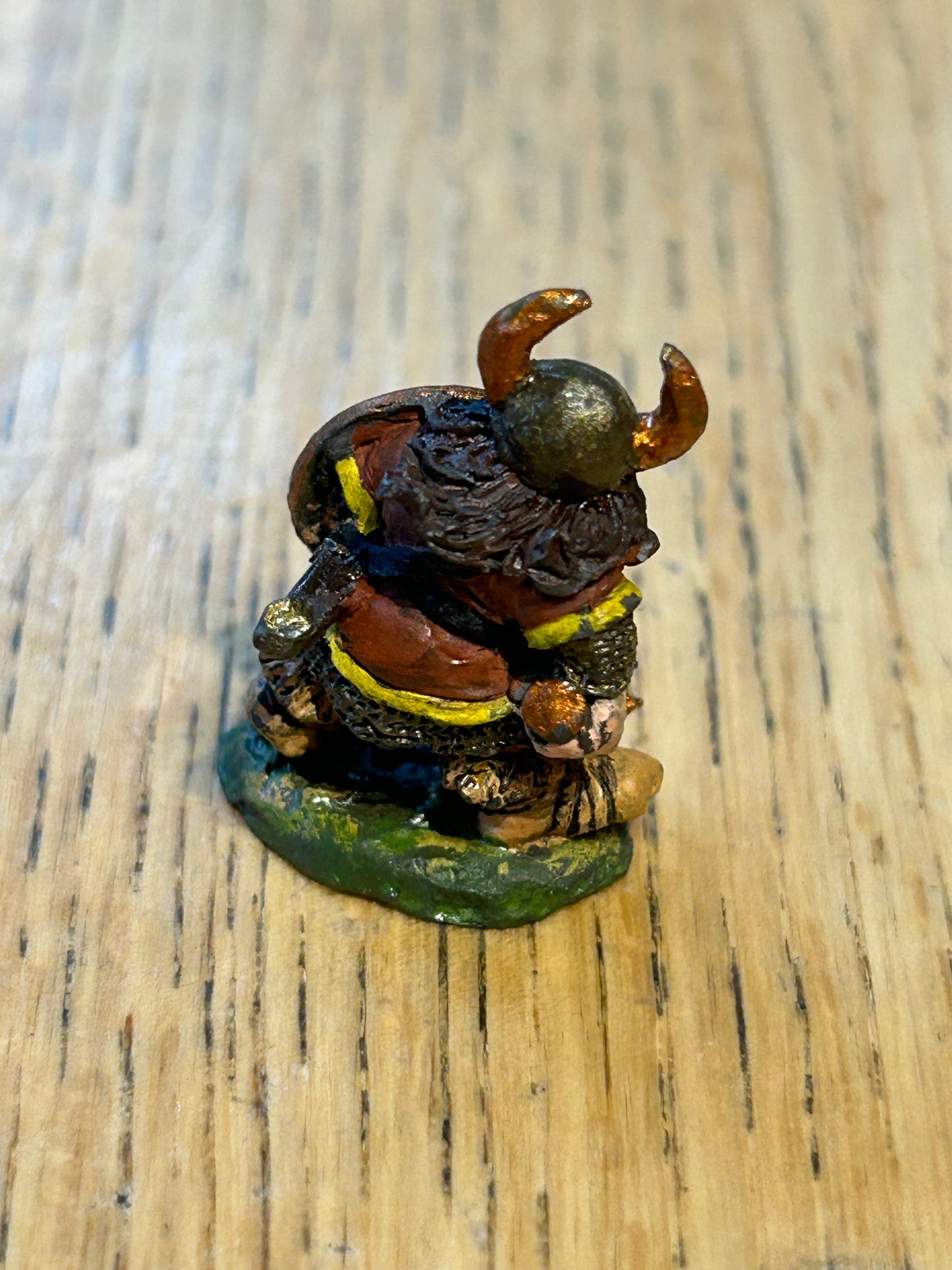 Citadel Miniatures Northern Dwarf C06 (84-03)
Luk Aruk / Leif Hornhelm
