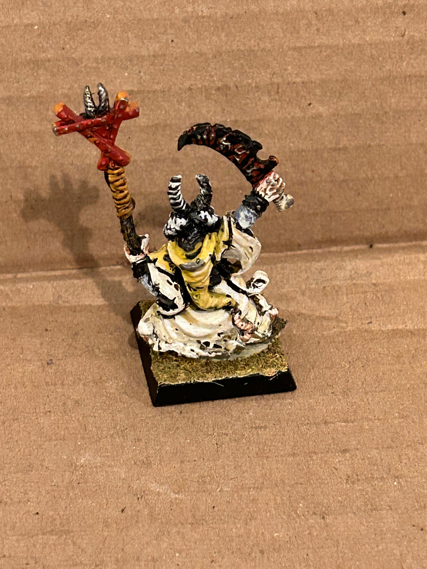 Citadel Warhammer Skaven Screaming Bell Grey Seer