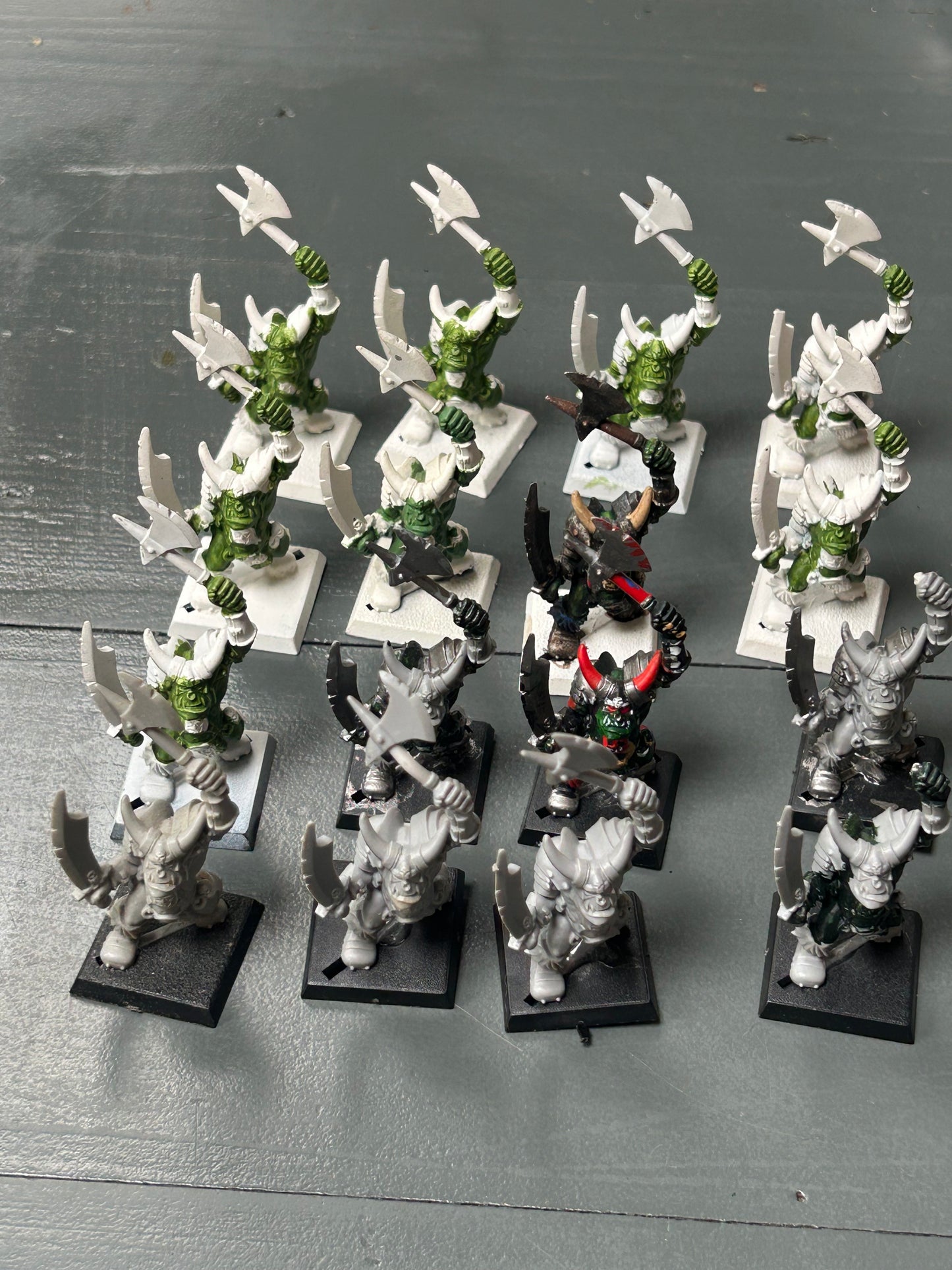 Warhammer fantasy monopose 90’s black orcs x16 chaos dwarfs or orcs and goblins