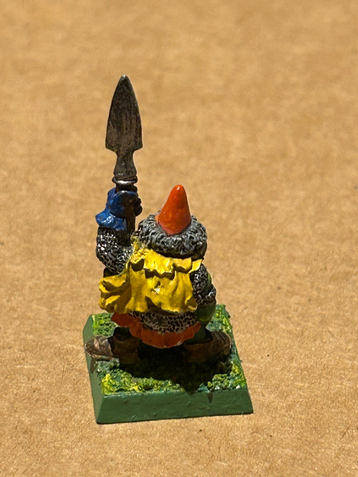 Warhammer fantasy iron claw goblin with spear