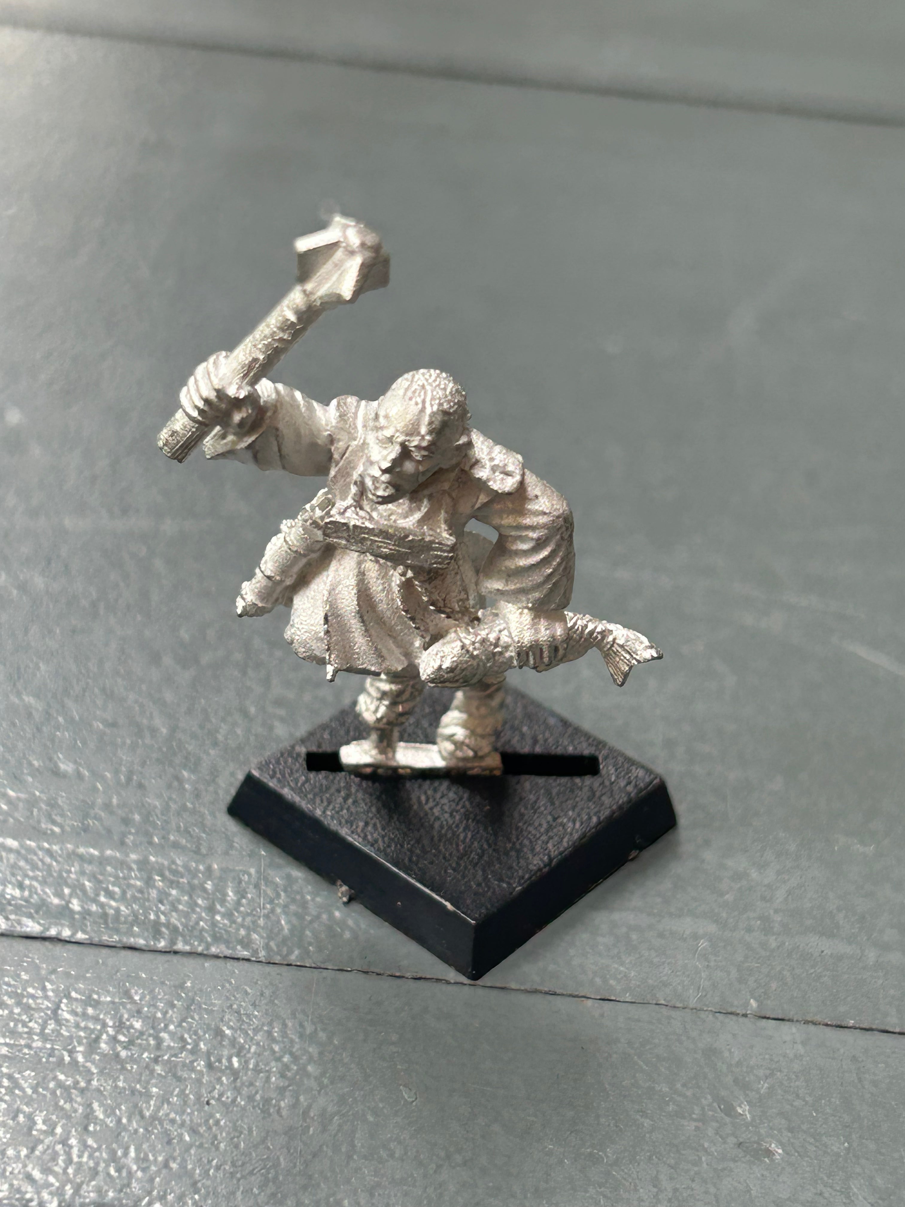 Warhammer Vieux Monde - Figurine Witch Hunter Répurgateur Zealot Fish - Empire OOP