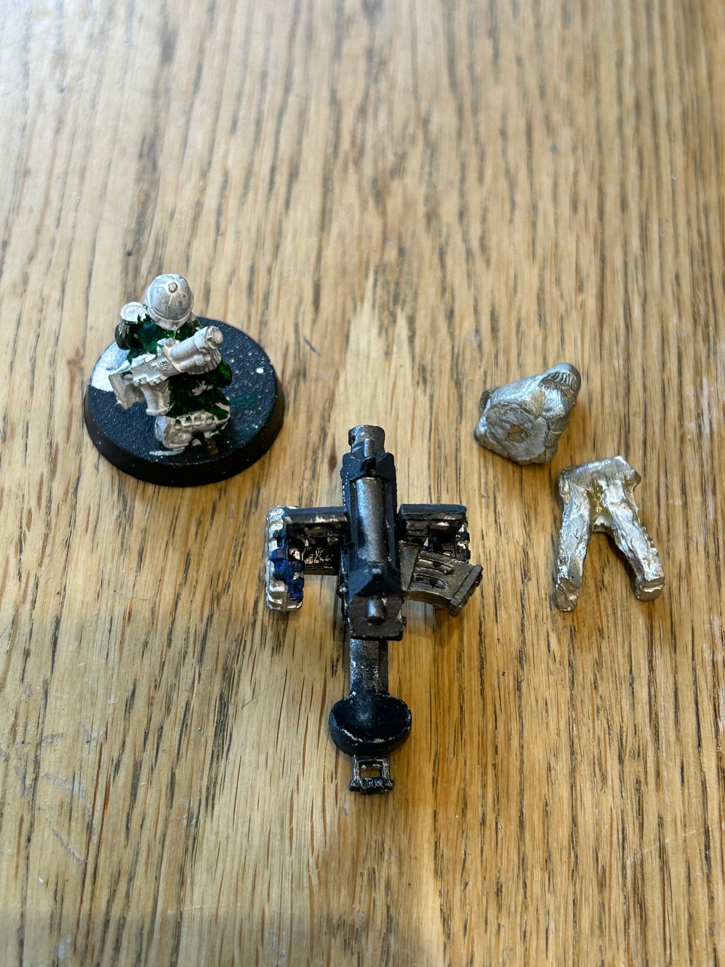 WARHAMMER 40K IMPERIAL GUARD ARMY-PRAETORIAN guardsman heavy bolter and crew
