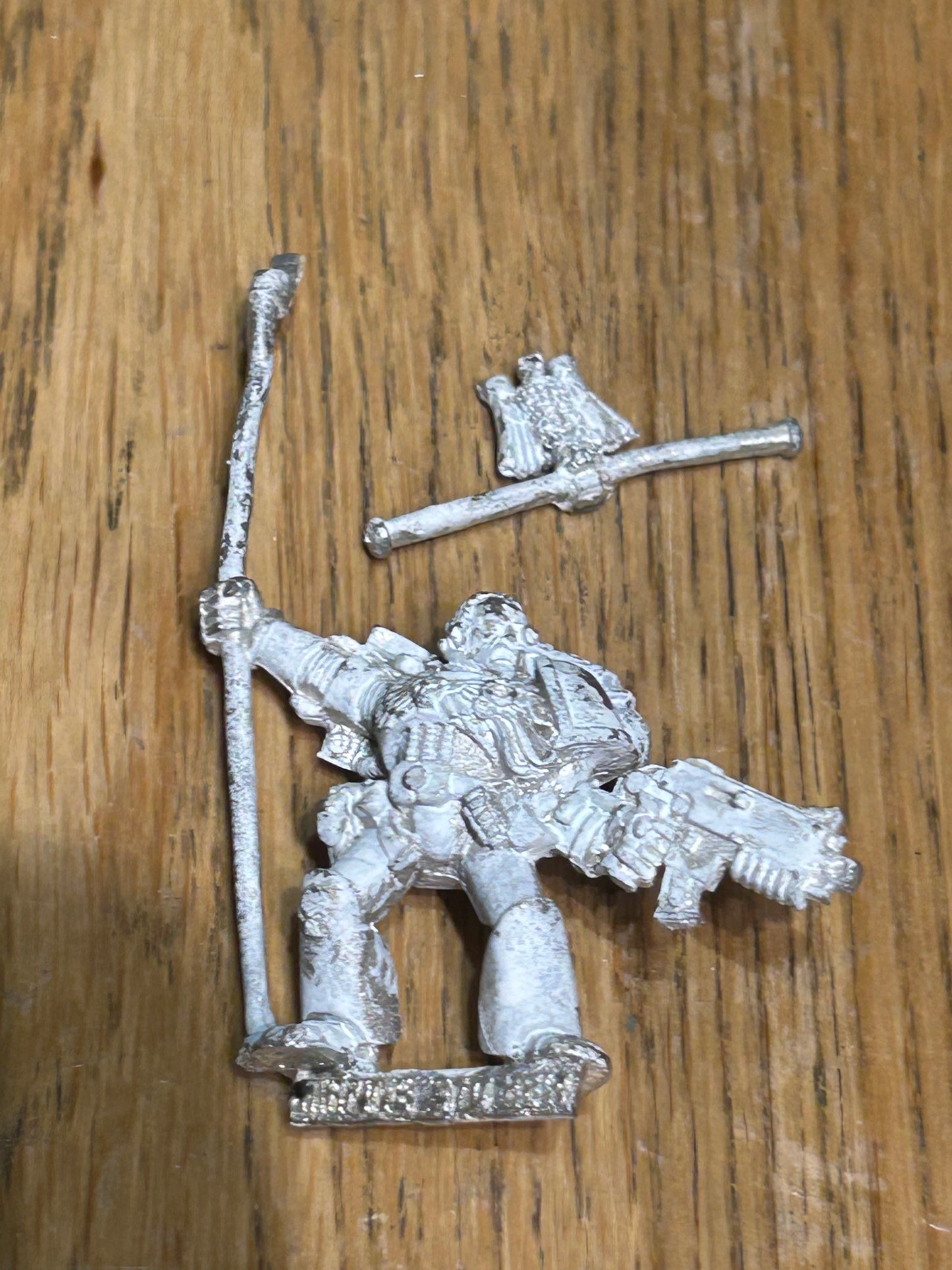 SPACE MARINE COMMAND STANDARD BEARER Metal Marines Army Warhammer 40K 1990s