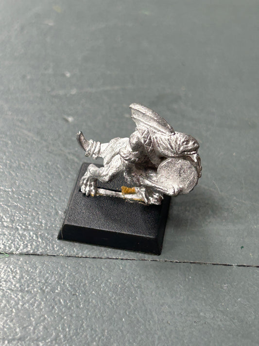 Warhammer fantasy skink musician