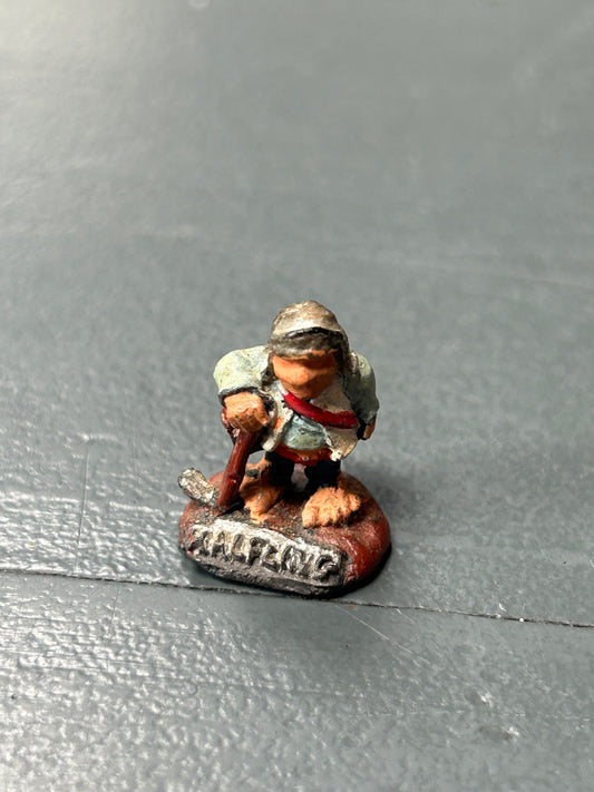 Citadel miniatures warhammer fantasy c11 halflings halfling with mattock