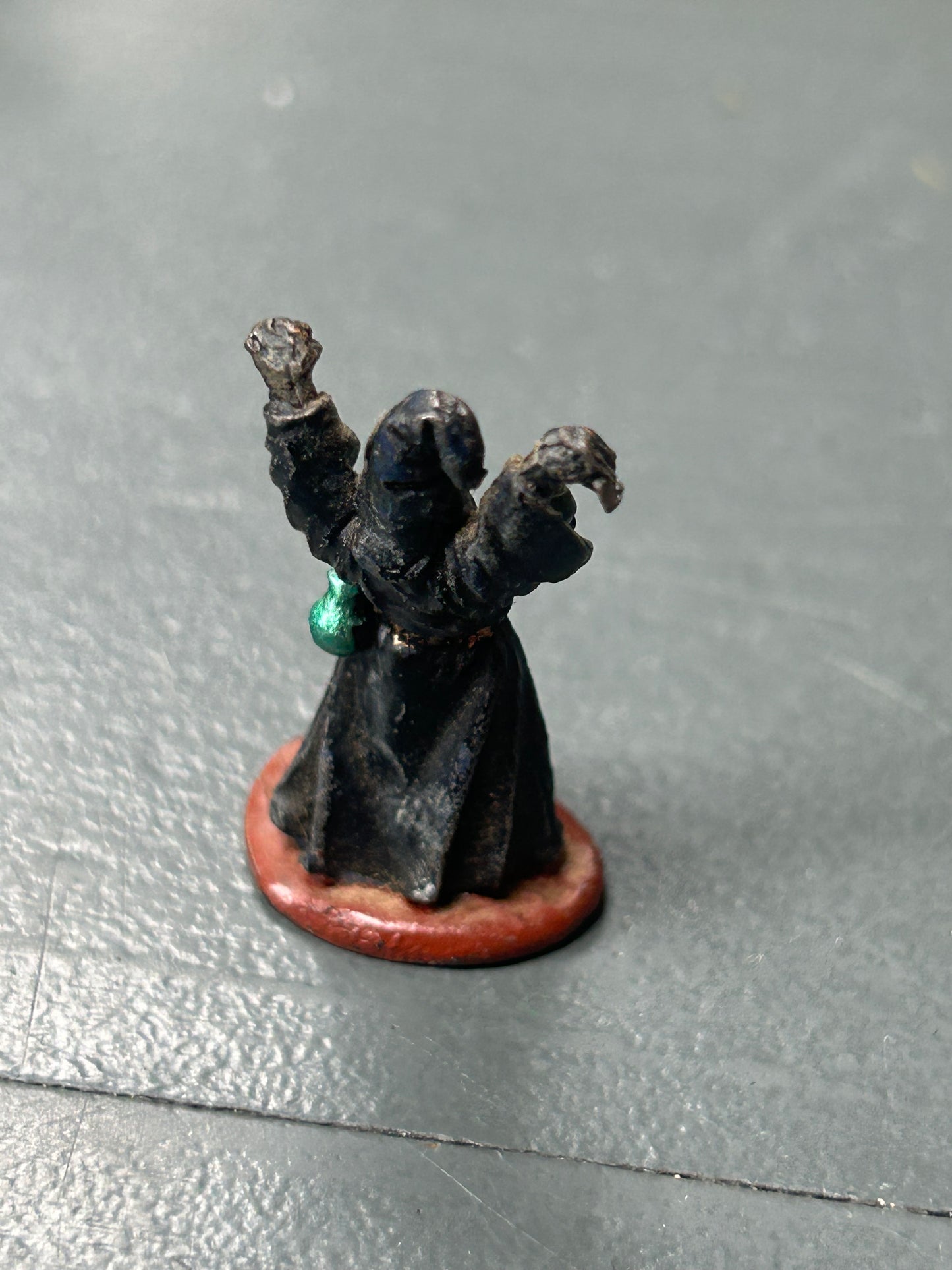 Warhammer Citadel C02/2e young Wizard casting spell Metal Figure 1980s GW