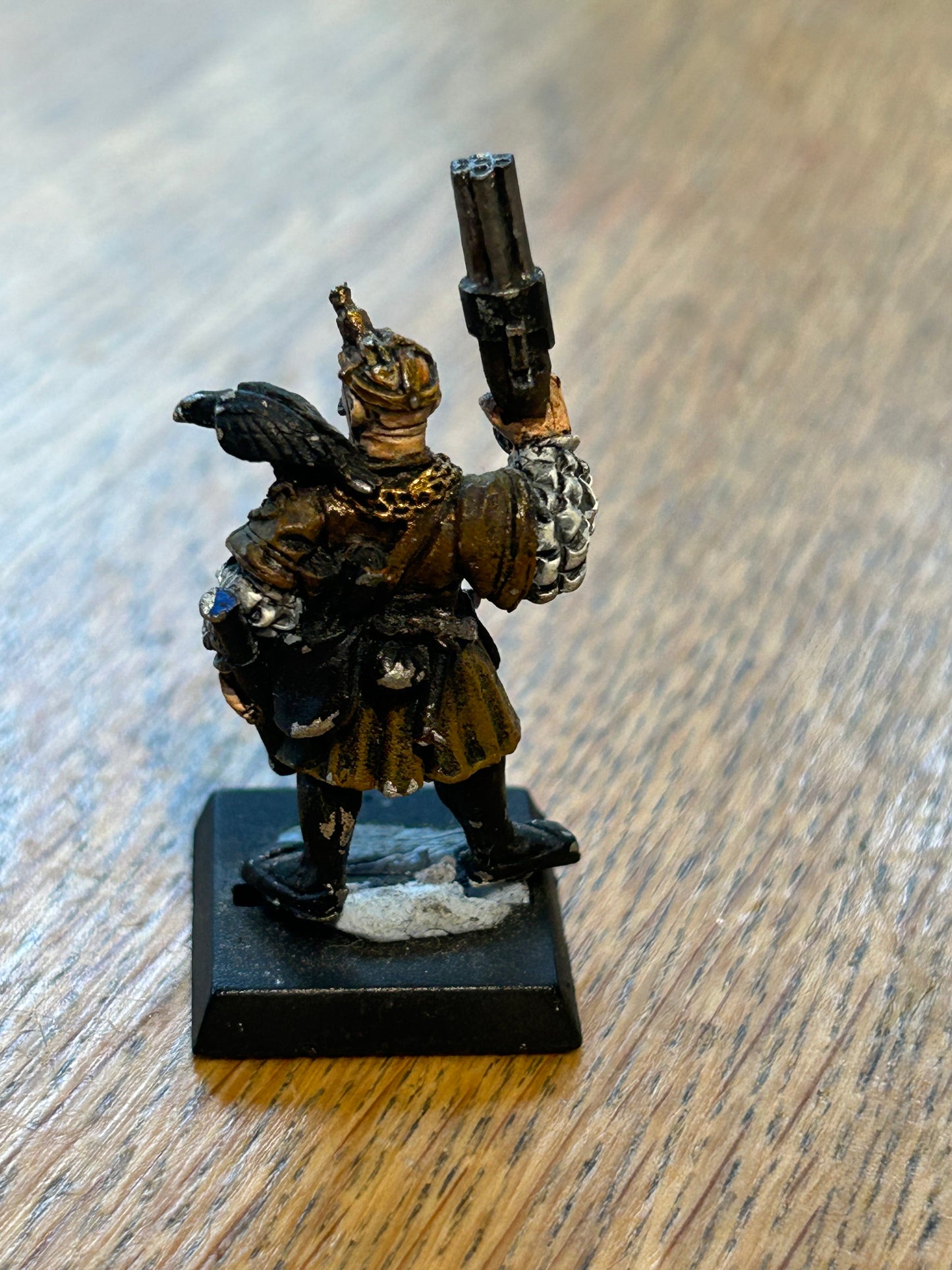 Warhammer Fantasy Old World Empire Engineer pigeon bomb and repeater pistol