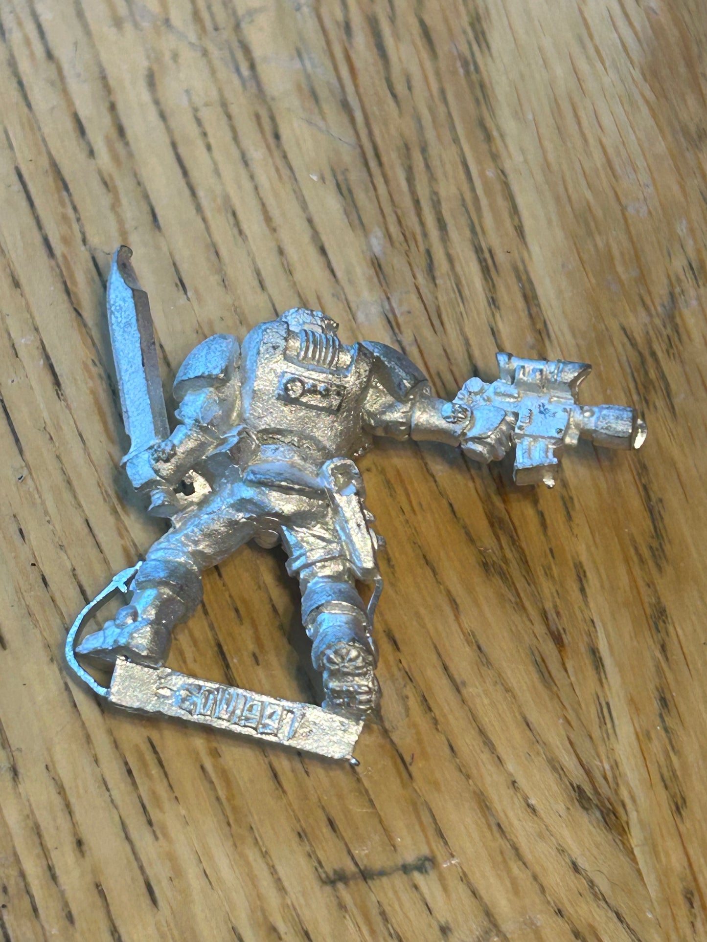 Scout - bolt pistol & sword - Space Marine - Metal - TE037
(5 available)