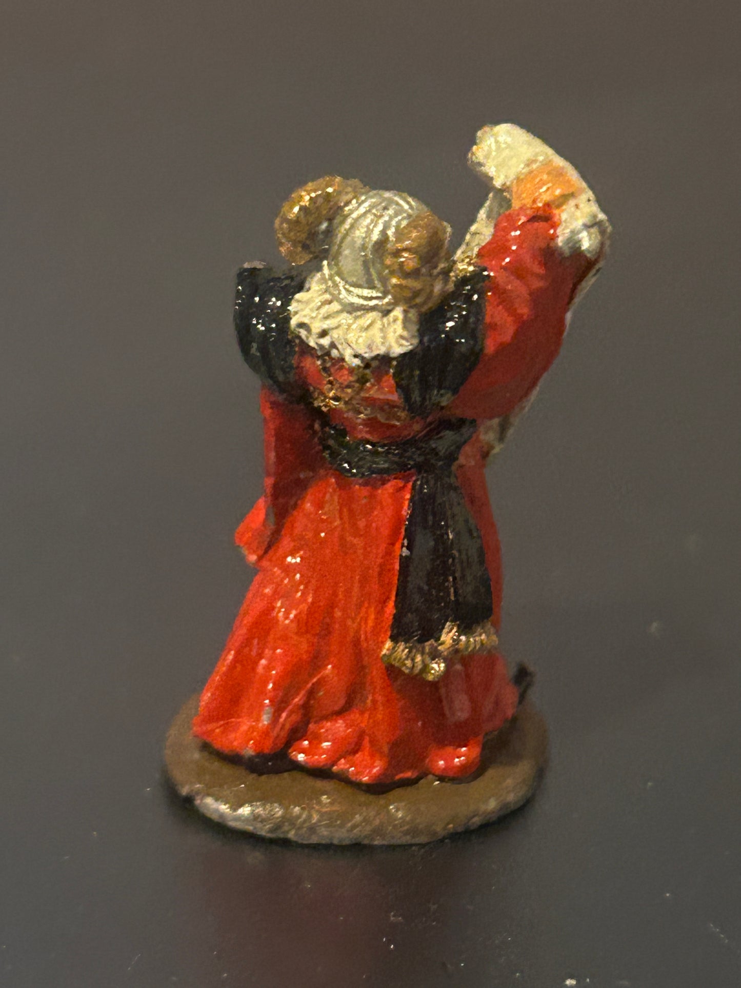 C02 wizards C02/4d
Wizard Reading Spell Scroll,
Hegel the Learned warhammer fantasy warriors of chaos or empire