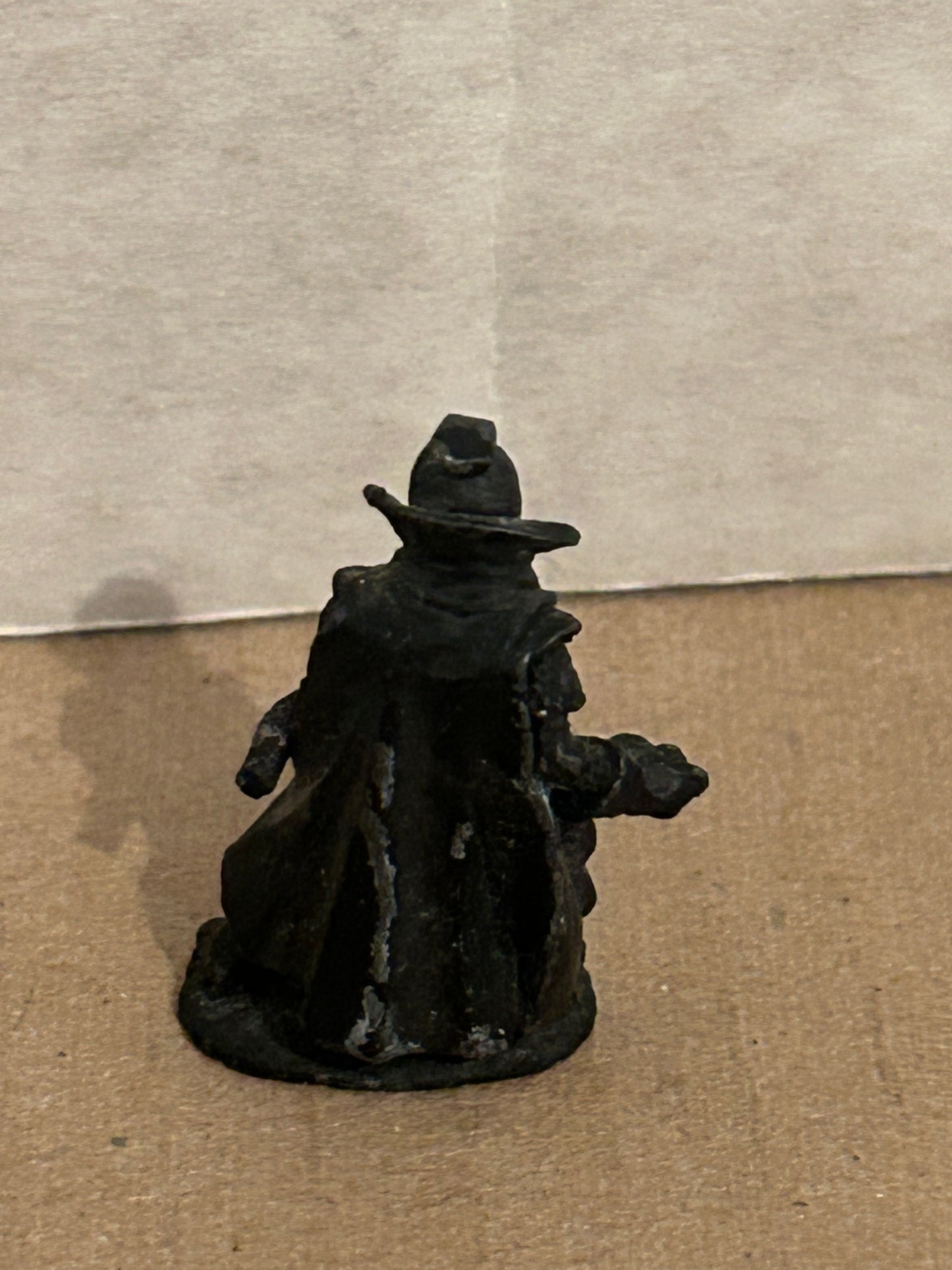 Warhammer Fantasy Dark elf with crossbow