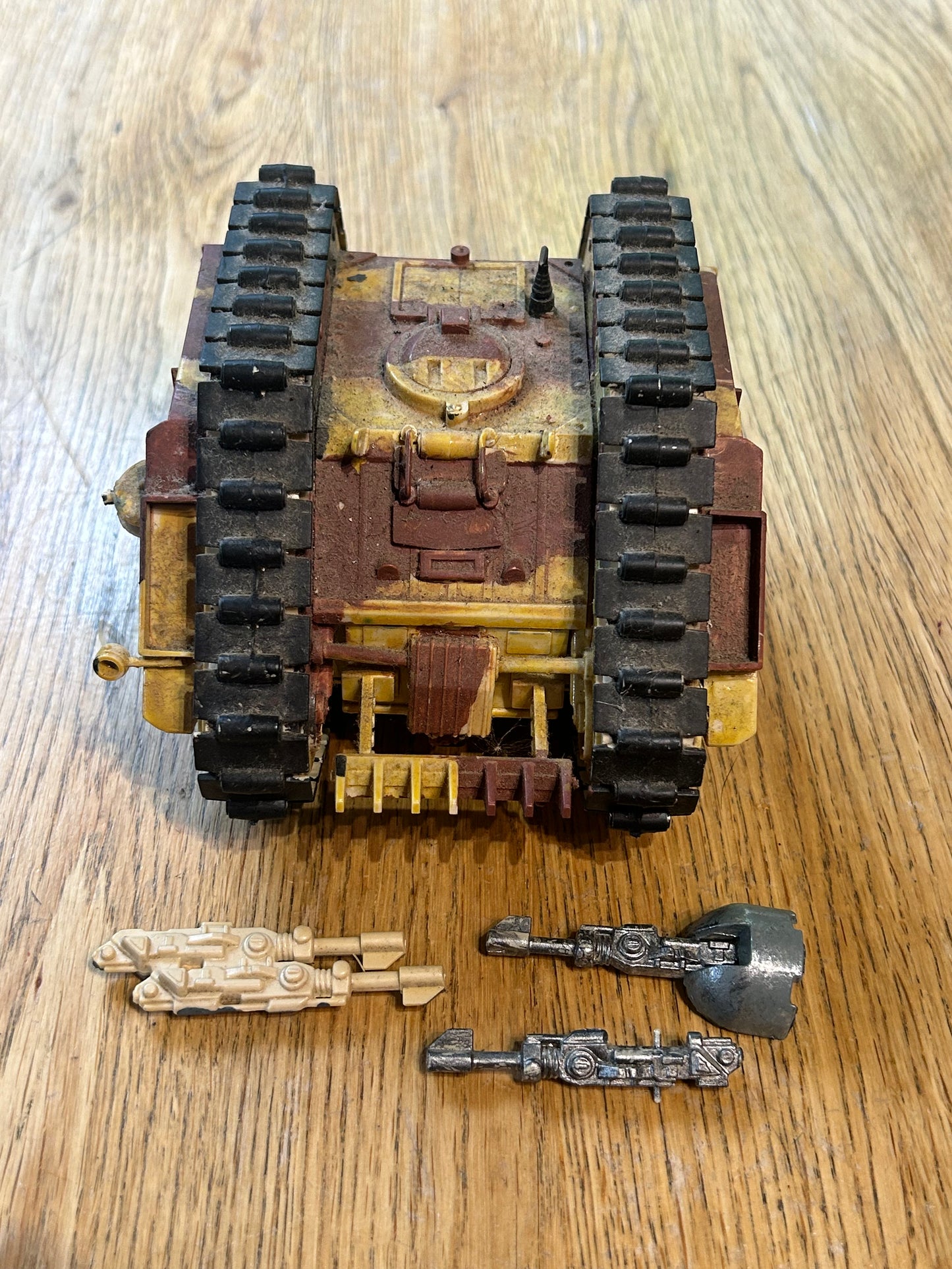 Warhammer 40K Rogue Trader Land Raider Plastic