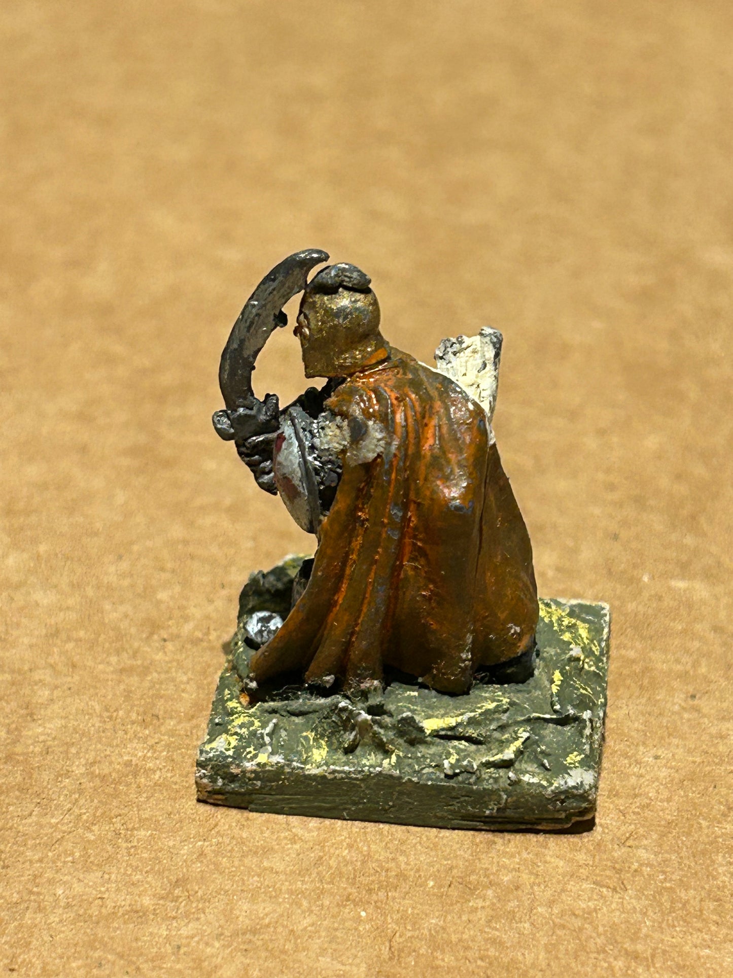 Citadel 'C' Series C09 Dark Elf black guard guardsman with sword and great bow pre slotta warhammer fantasy