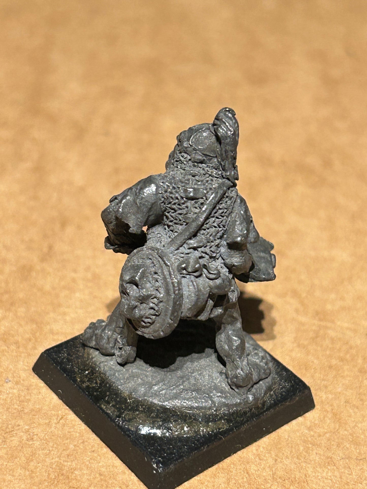 Citadel - Pre Slotta - Warhammer - C15 armoured Orc bodyguard - with large axe 1984