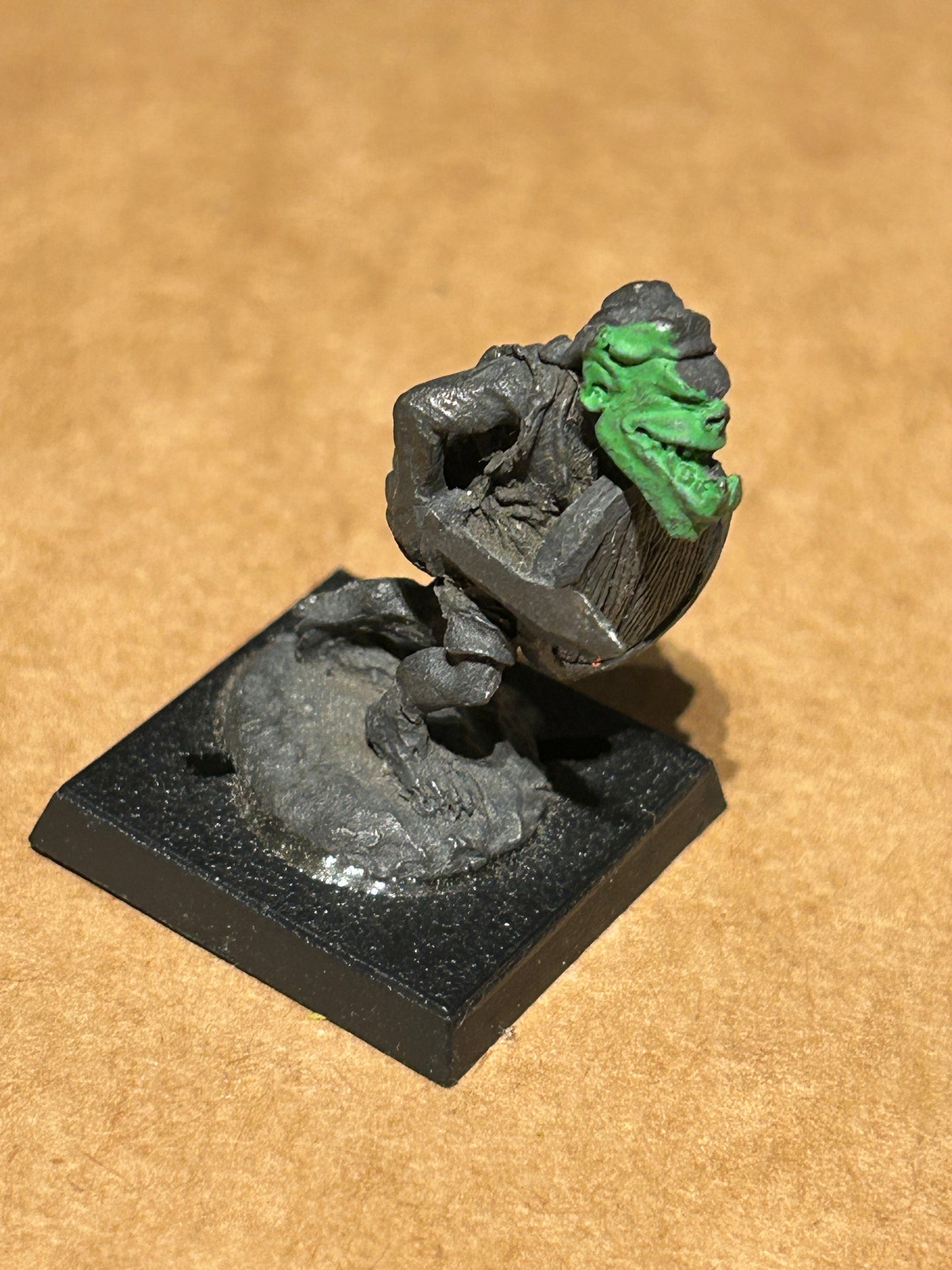 Citadel - Pre Slotta - Warhammer - C15 armoured Orc with sword and shield FTO2 attacking with sword and shield Fantasy tribes orcs
