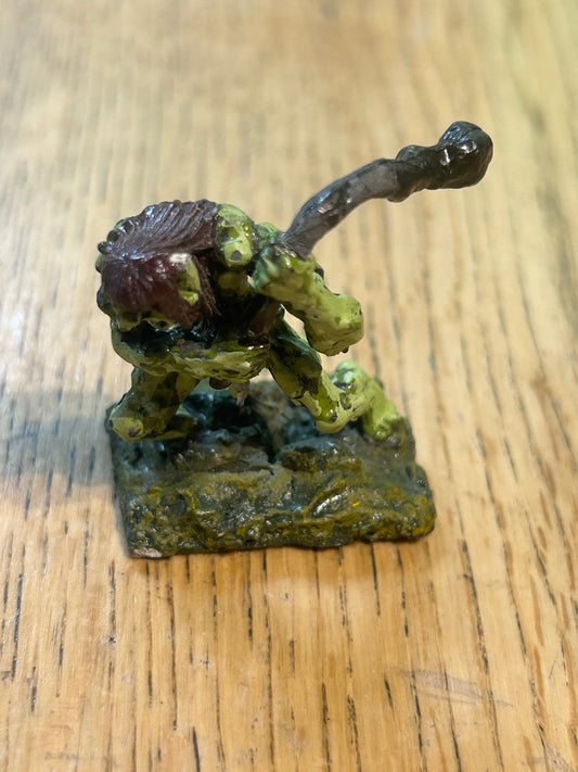 Warhammer Citadel Fantasy Tribes Trolls C20 Troll Attacking with Tree