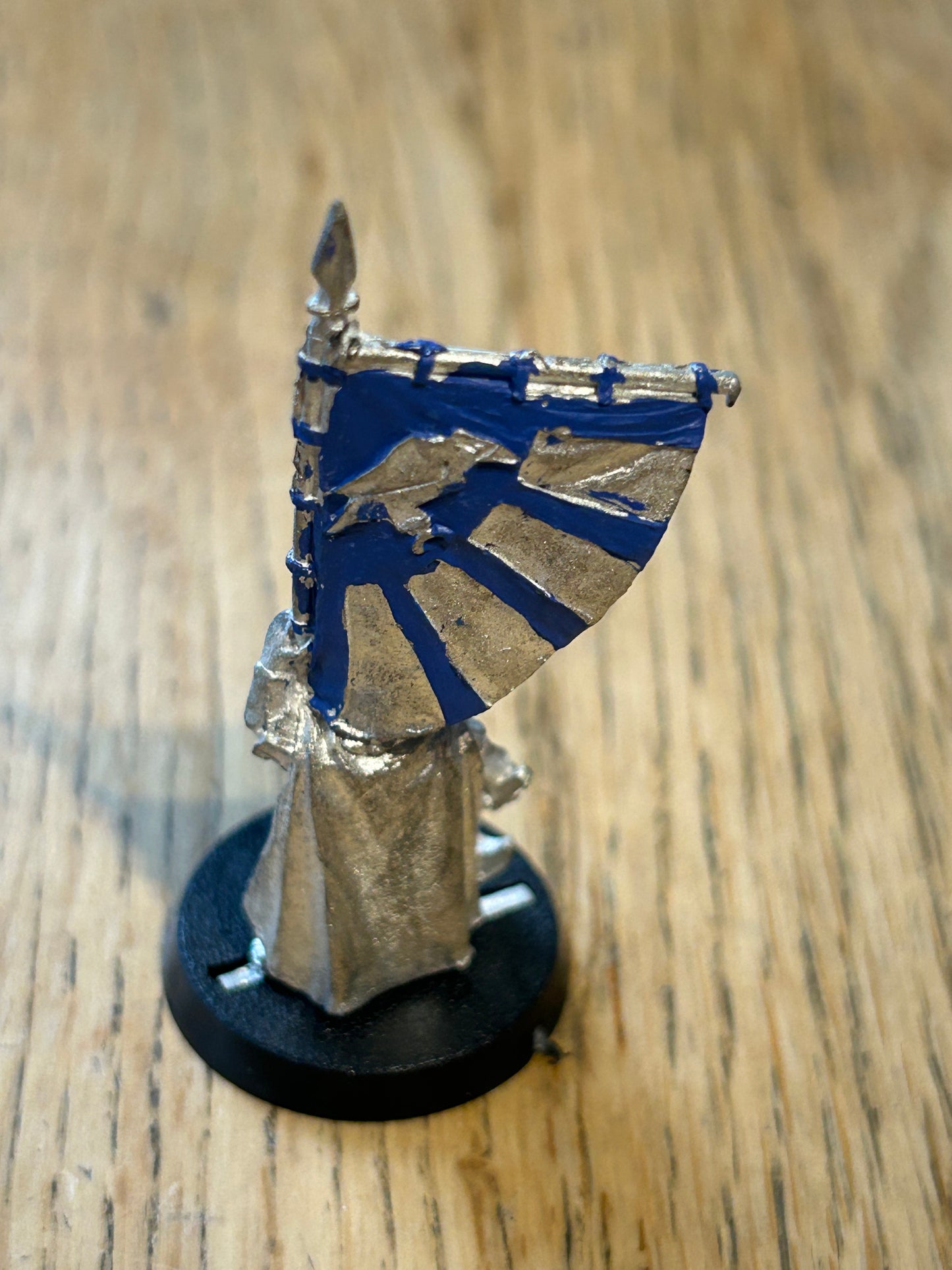 Khazad standard bearer banner Dwarves MESBG Lord Of The Rings Warhammer Games Workshop