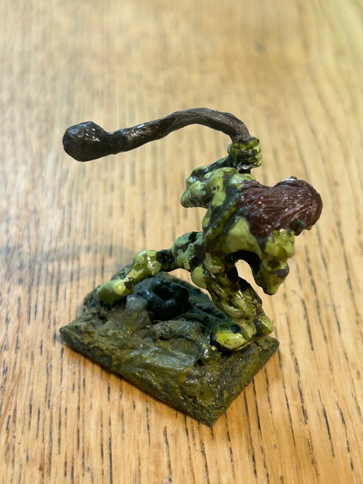 Warhammer Citadel Fantasy Tribes Trolls C20 Troll Attacking with Tree